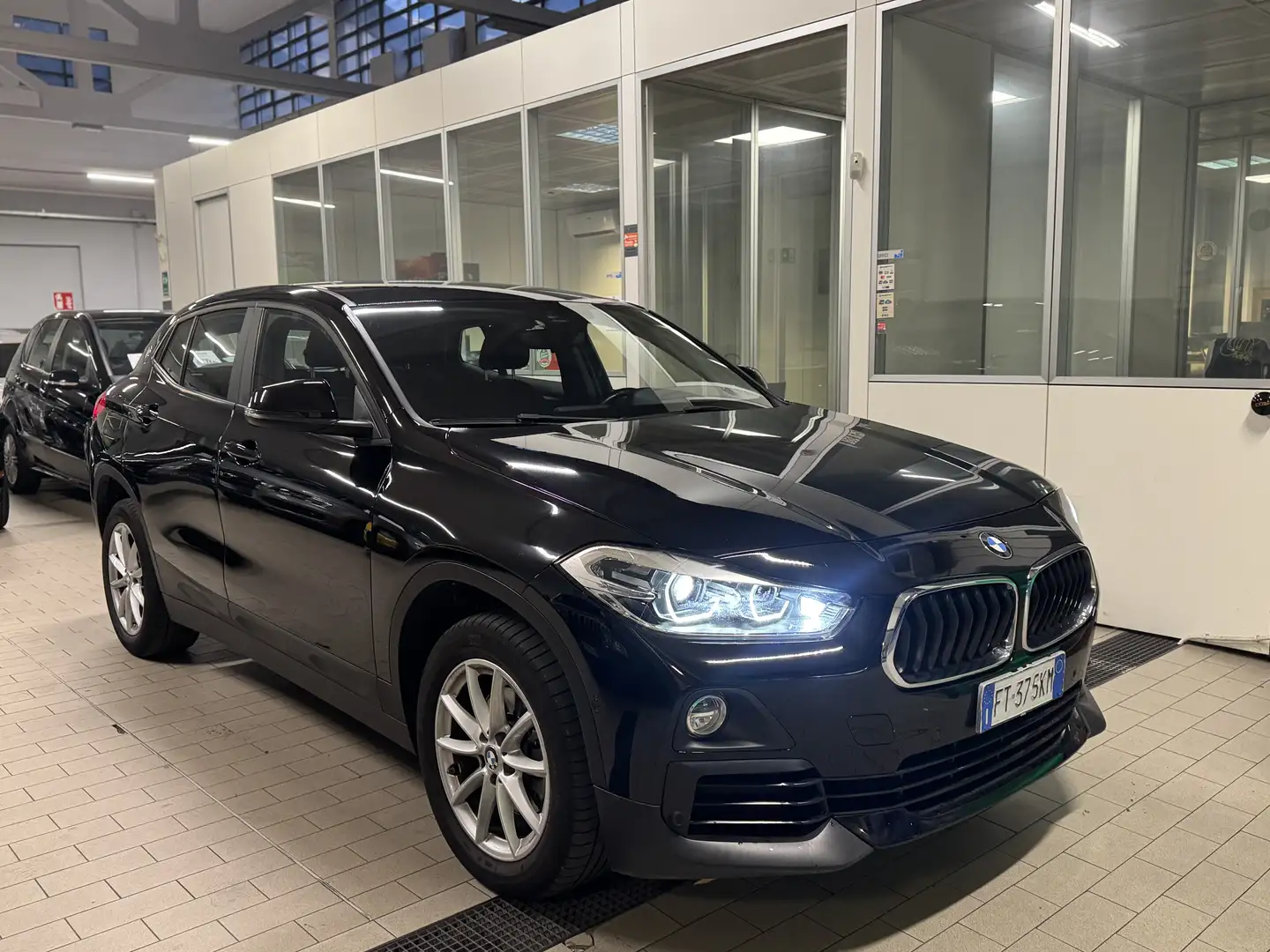 BMW X2 sdrive18i Advantage 140cv PREZZO REALE Noir - 1