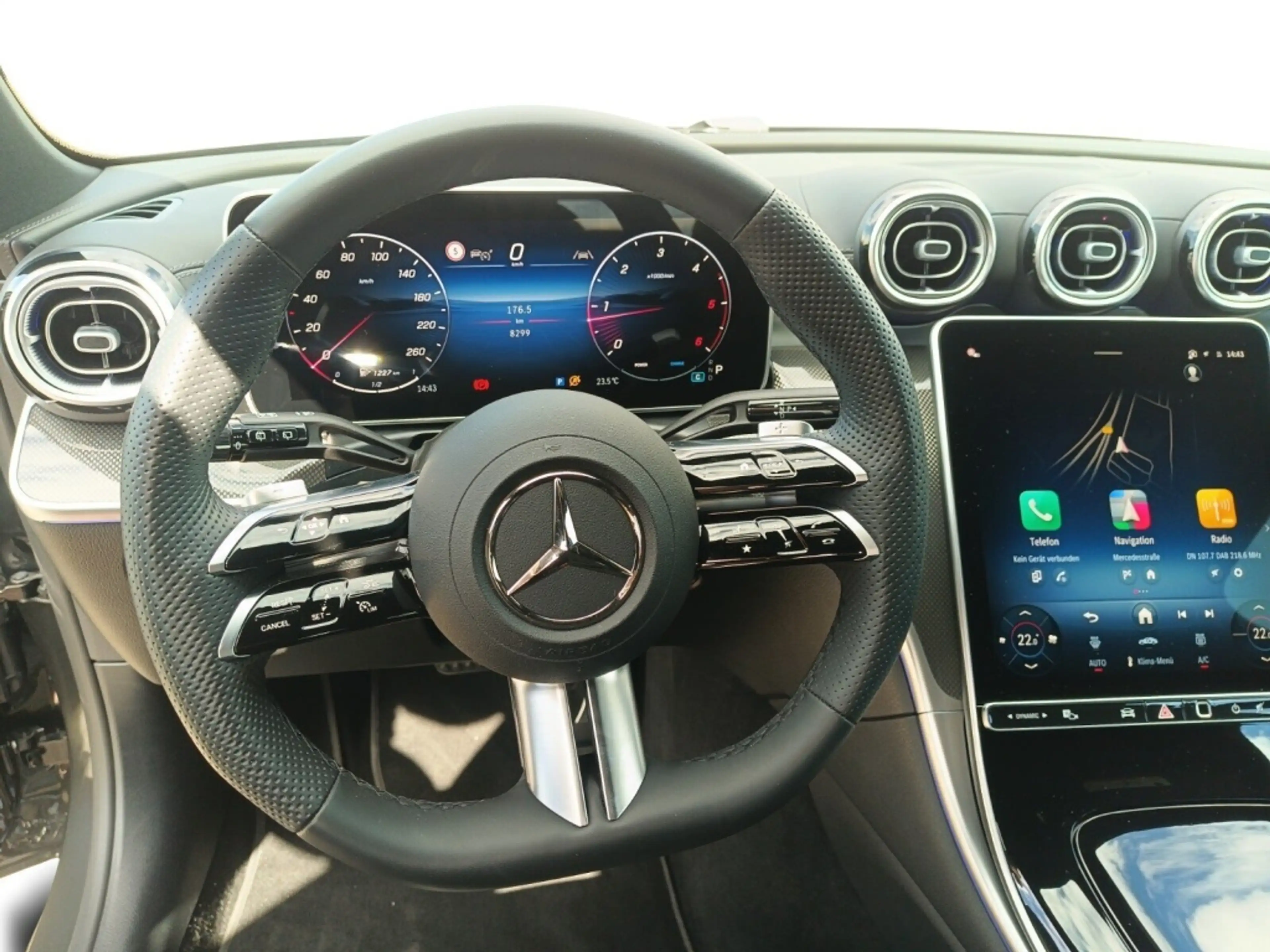 Mercedes-Benz C 200 d T-Modell AMG/AHK/DIST.DIGI/MEM./360 — photo 14