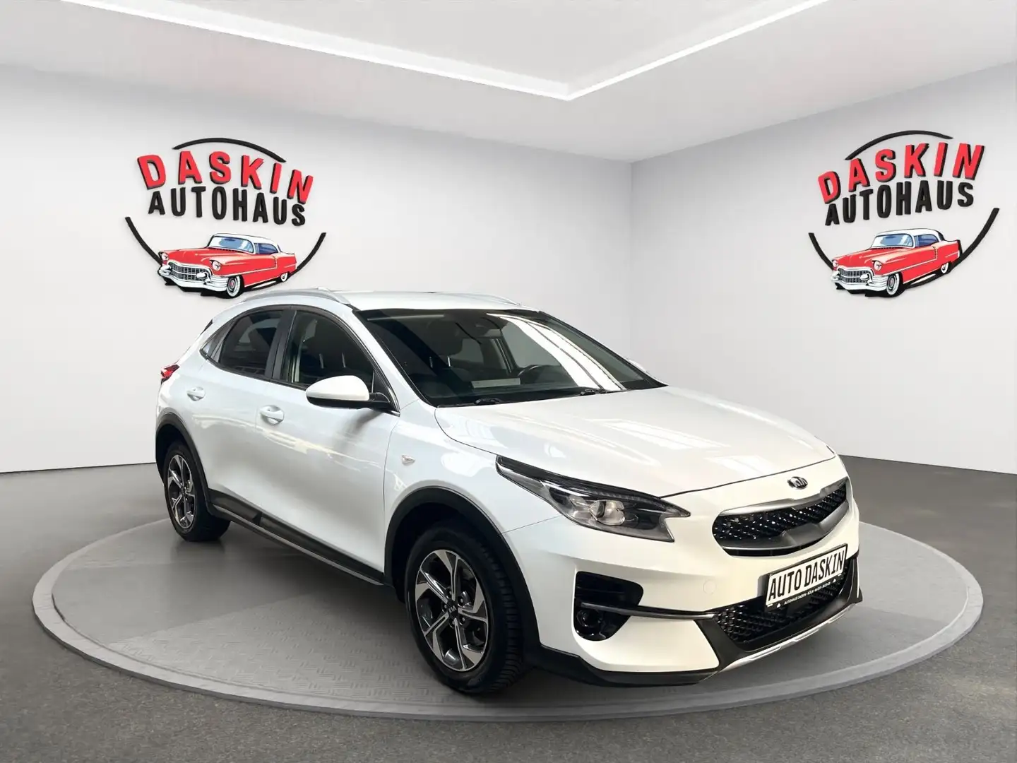 Kia XCeed Edition 7 1.HAND/SCHECKHEFT/TÜV NEU Blanc - 1