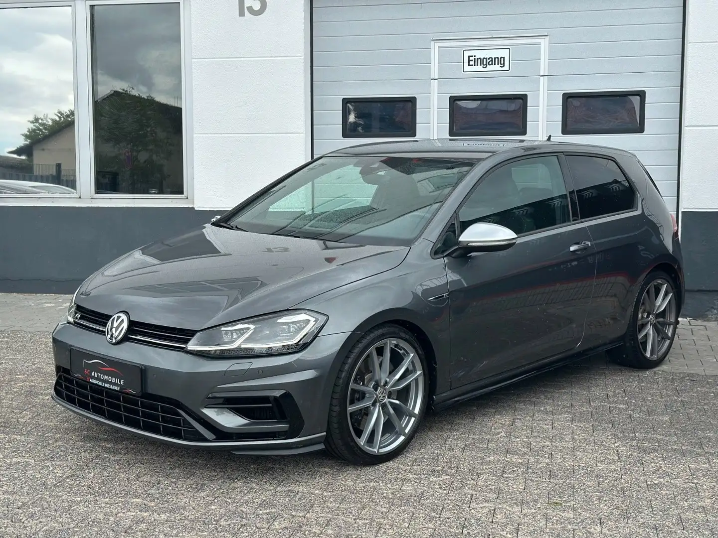 Volkswagen Golf VII Lim. R 4Motion | DSG | 300PS | 2.HAND | Gris - 2
