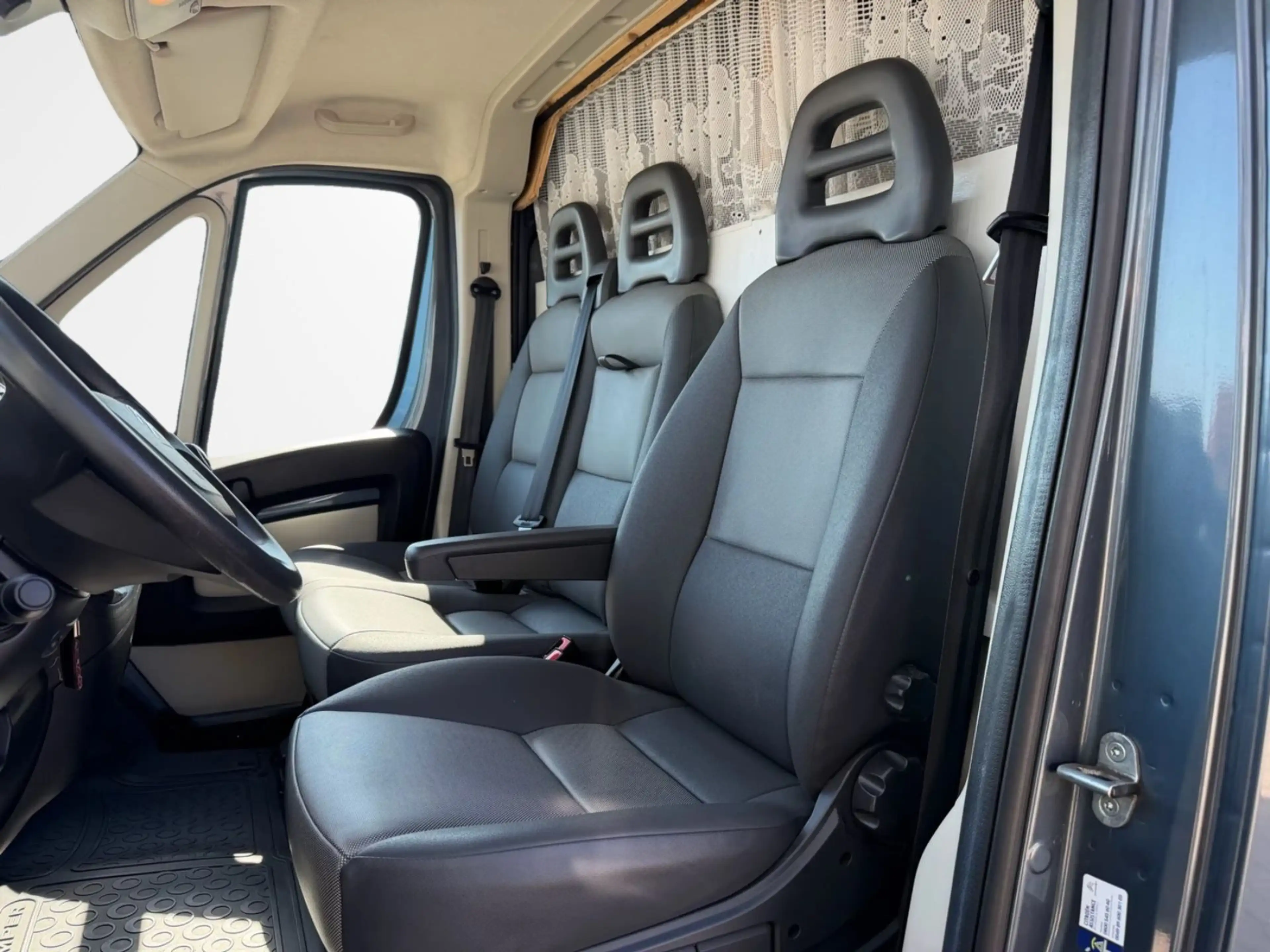 Citroen Jumper 33 L2H2 *Camper*2.Hd*Standheizung*Navi* — photo 15
