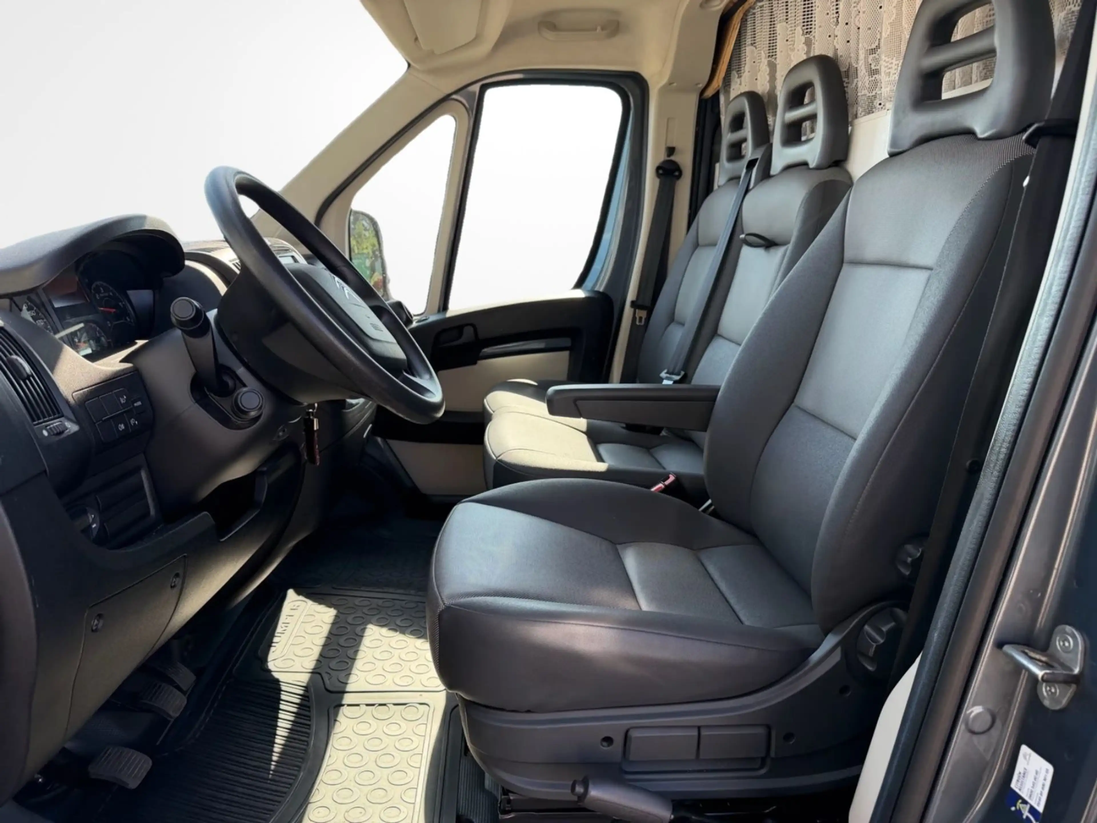 Citroen Jumper 33 L2H2 *Camper*2.Hd*Standheizung*Navi* — photo 14