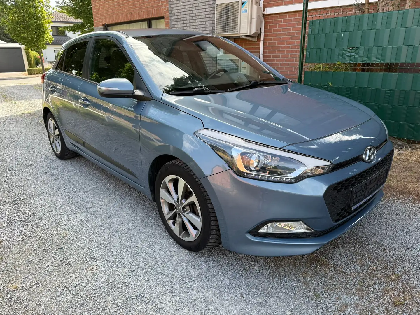 Hyundai i20 i20 1.1 CRDi Air Special Edition Play - 1