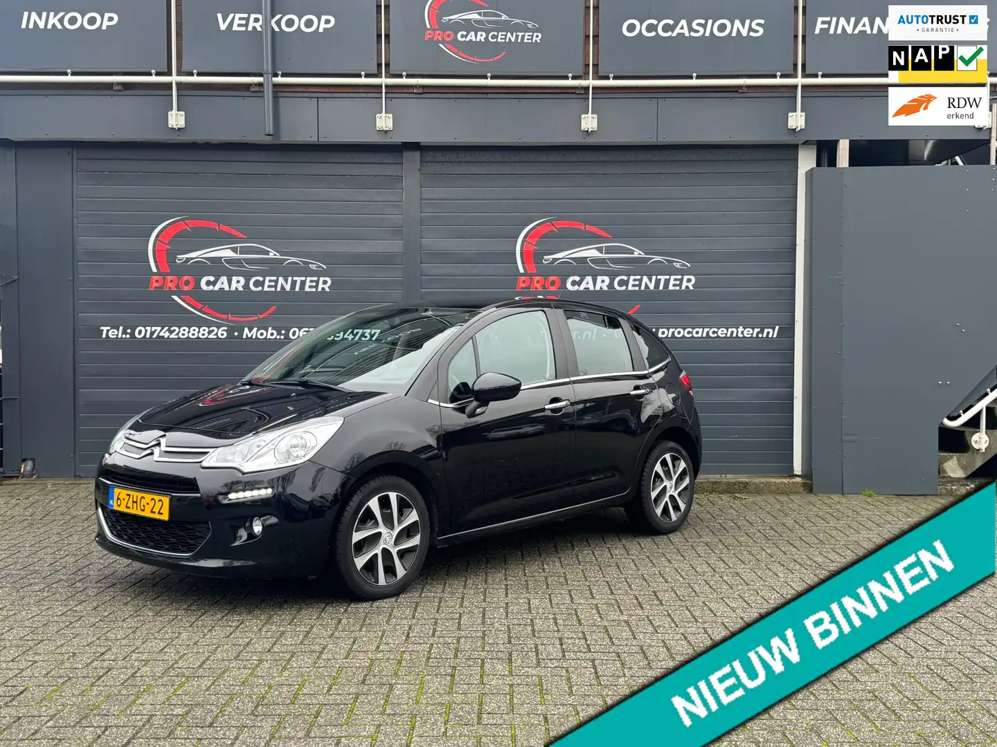 Citroen C3 1.2 PureTech Collection AUT|CLIMATE|CRUISE|PDC|1e Noir - 1