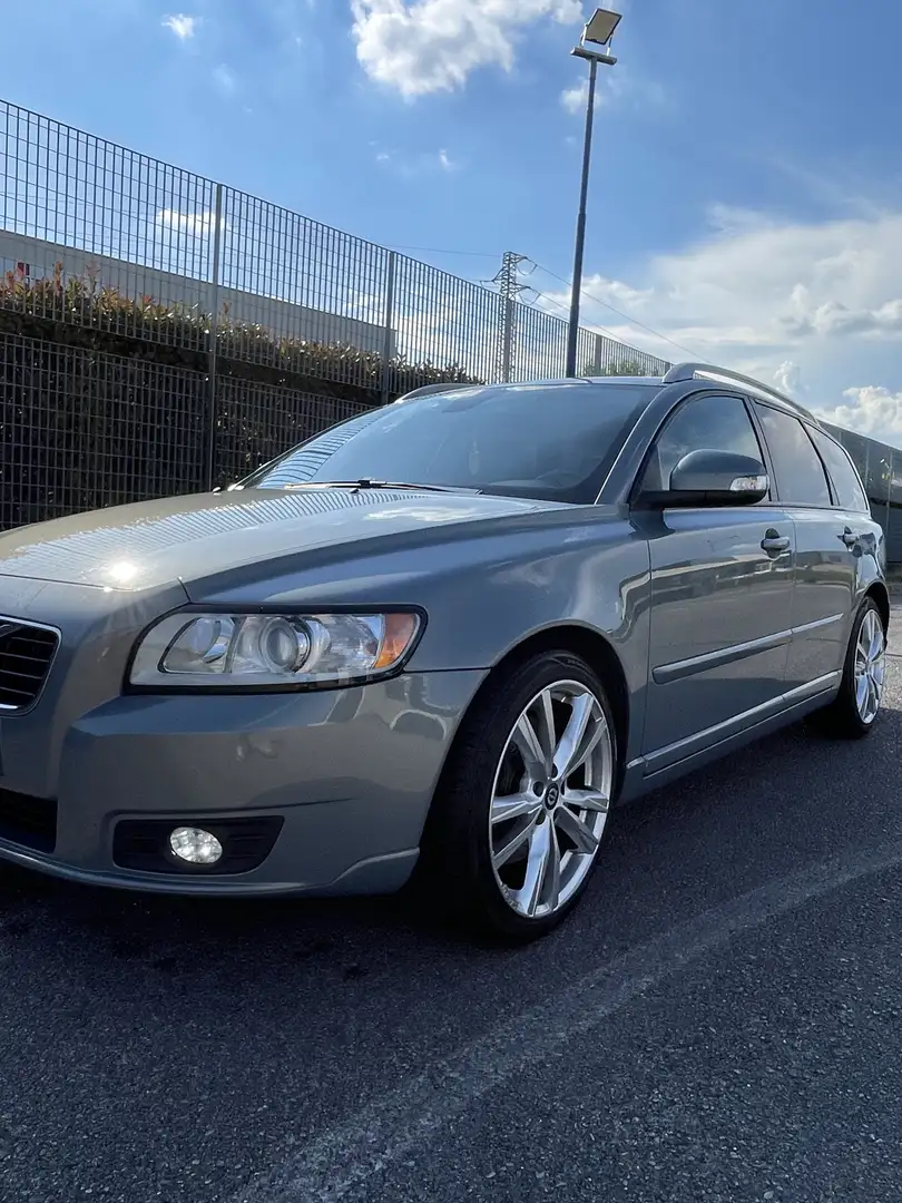Volvo V50 2.0 d4 Summum 177cv - 1