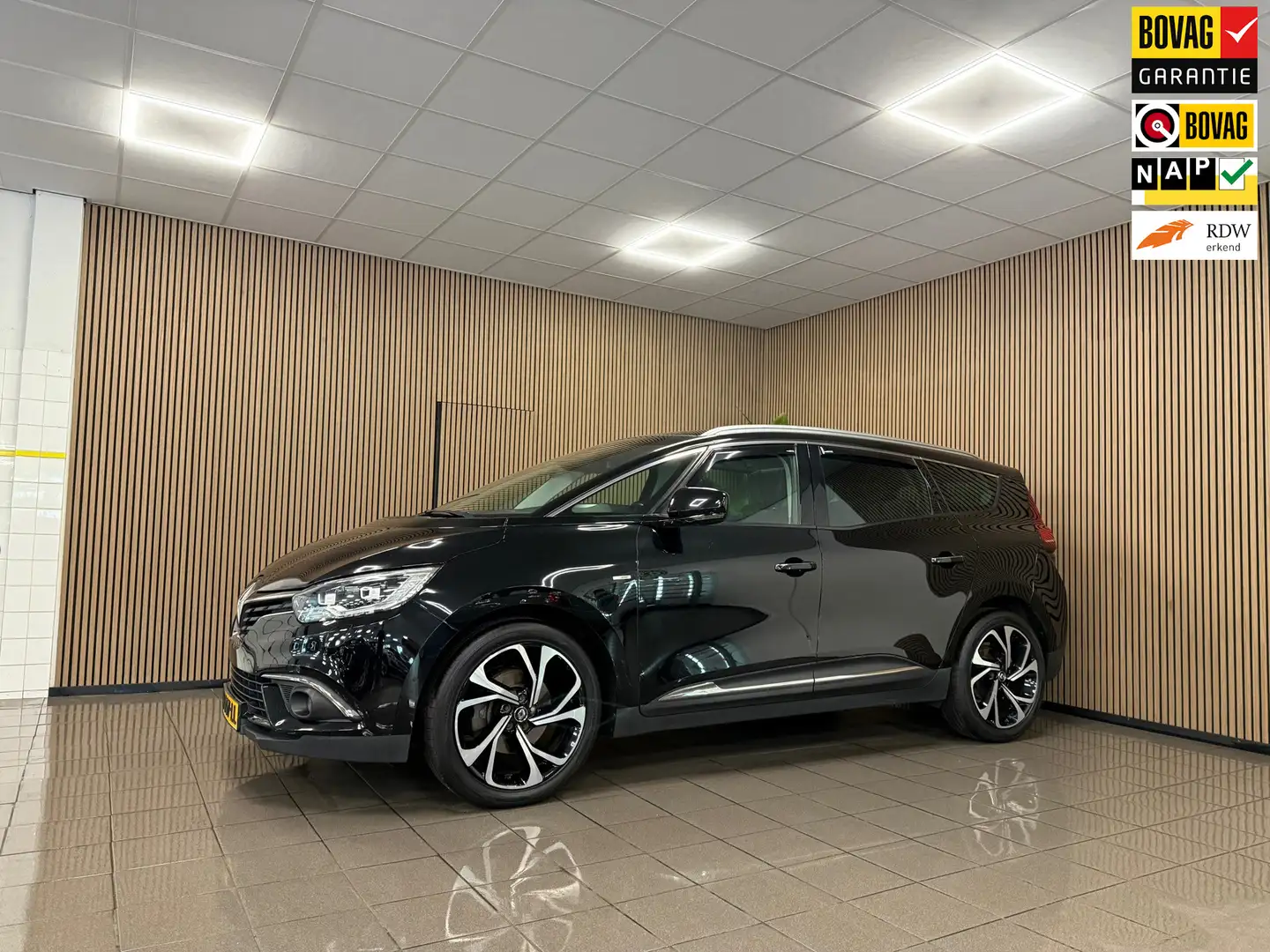 Renault Grand Scenic 1.3 TCe Bose * Automaat / Panoramadak / Leder / Ca Zwart - 1