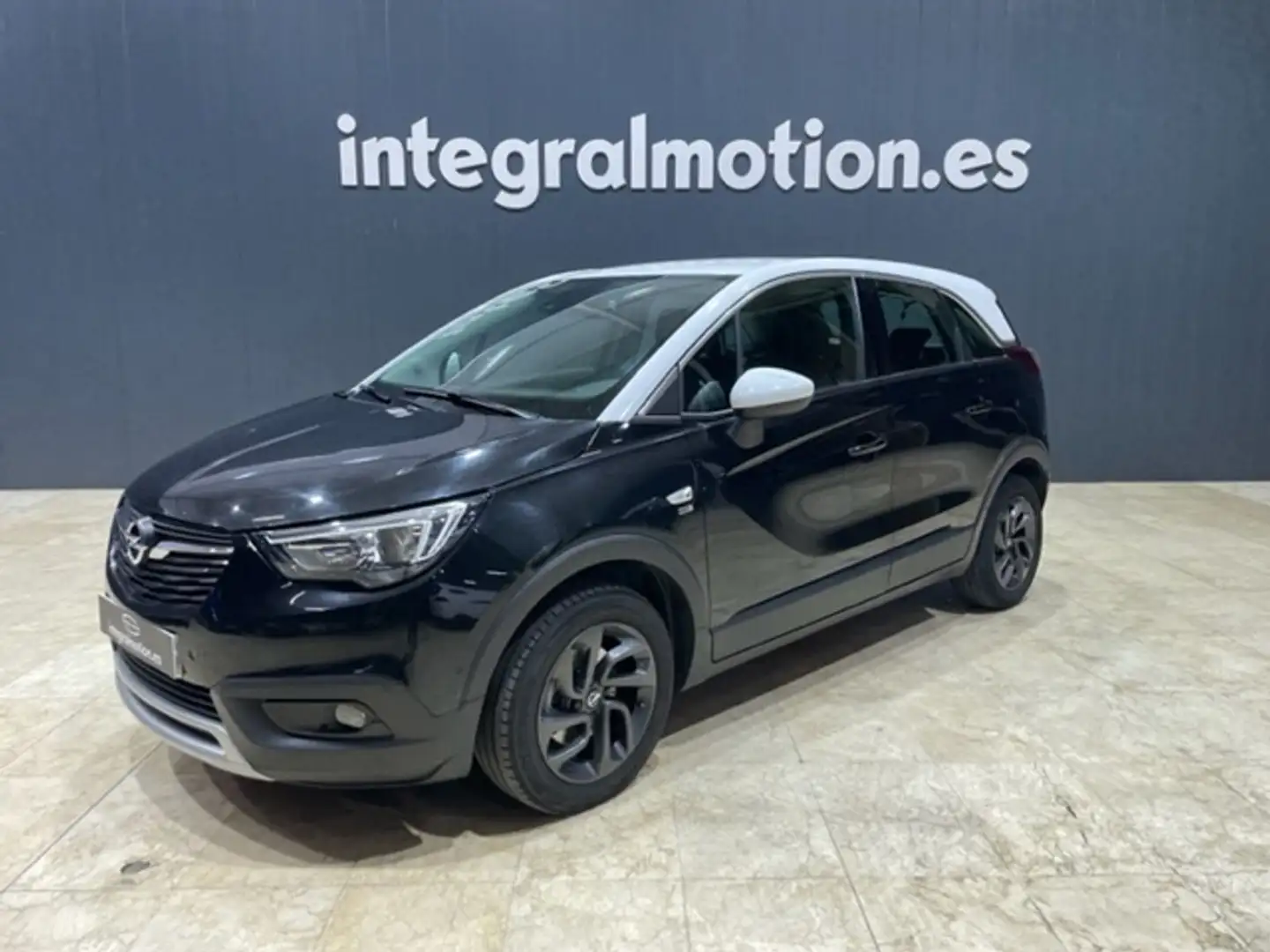 Opel Crossland X 1.2T S&S Design Line - 120 Aniversario 110 Negro - 1