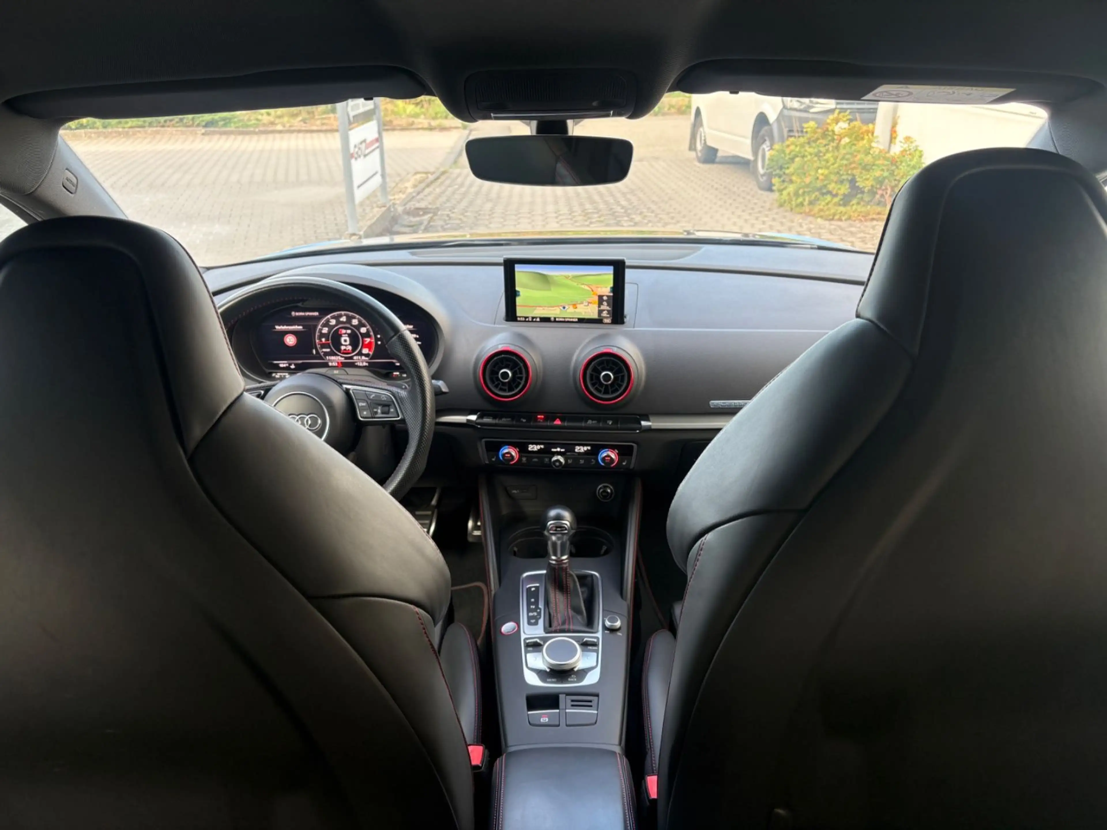 Audi S3 Sportback 2.0 TFSI quattro/B&O/Virt./2HD/CAM/ — photo 30