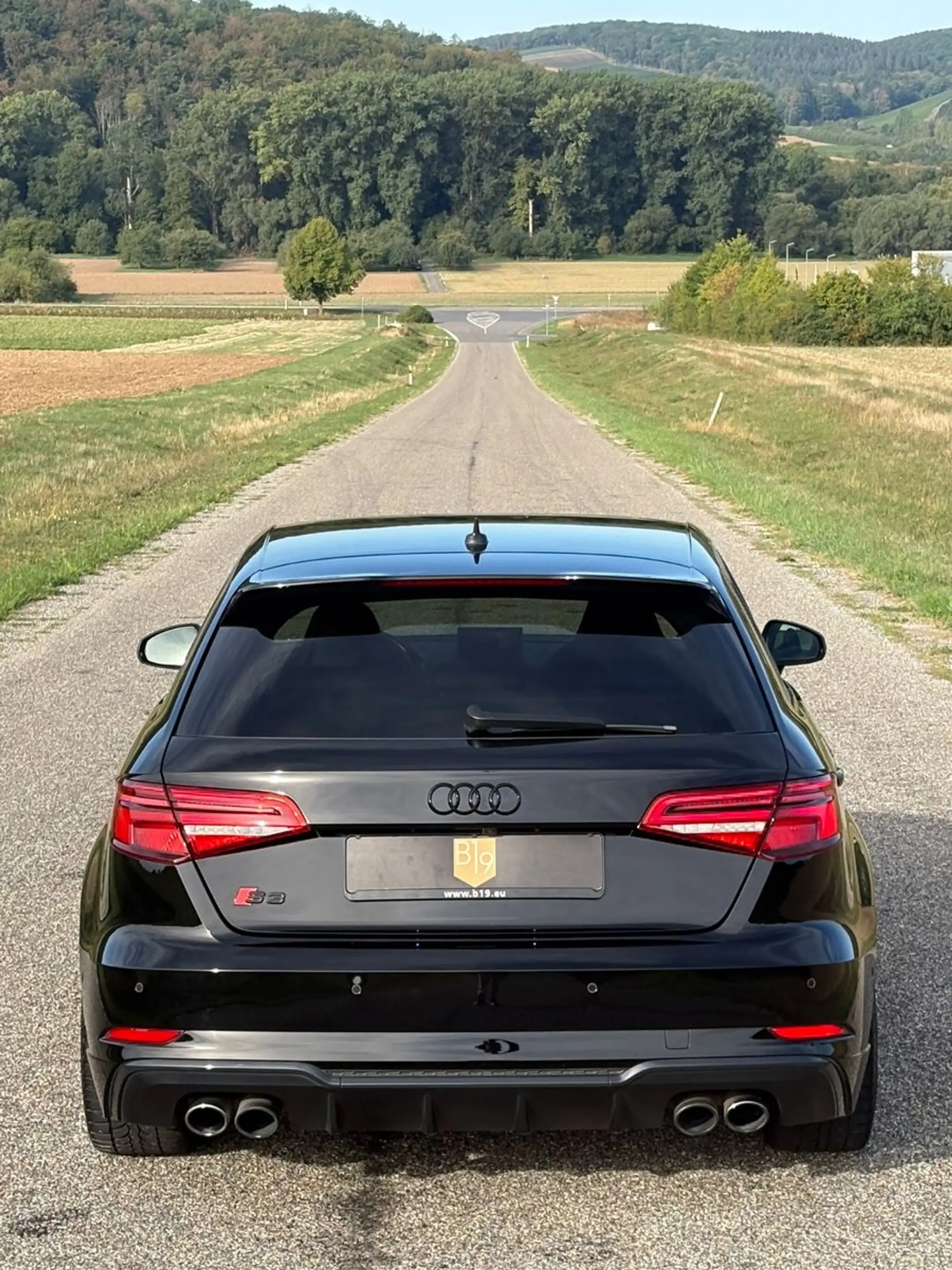Audi S3 Sportback 2.0 TFSI quattro/B&O/Virt./2HD/CAM/ — photo 18