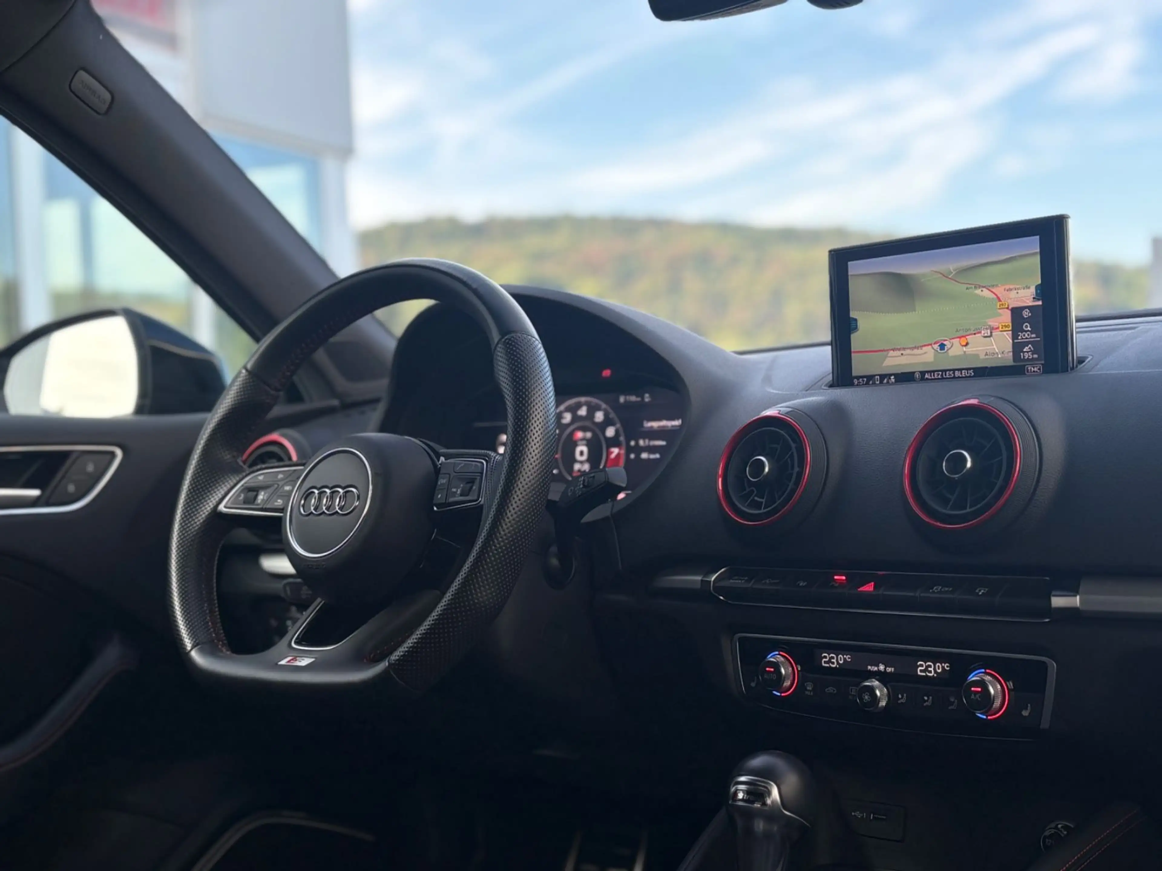 Audi S3 Sportback 2.0 TFSI quattro/B&O/Virt./2HD/CAM/ — photo 28