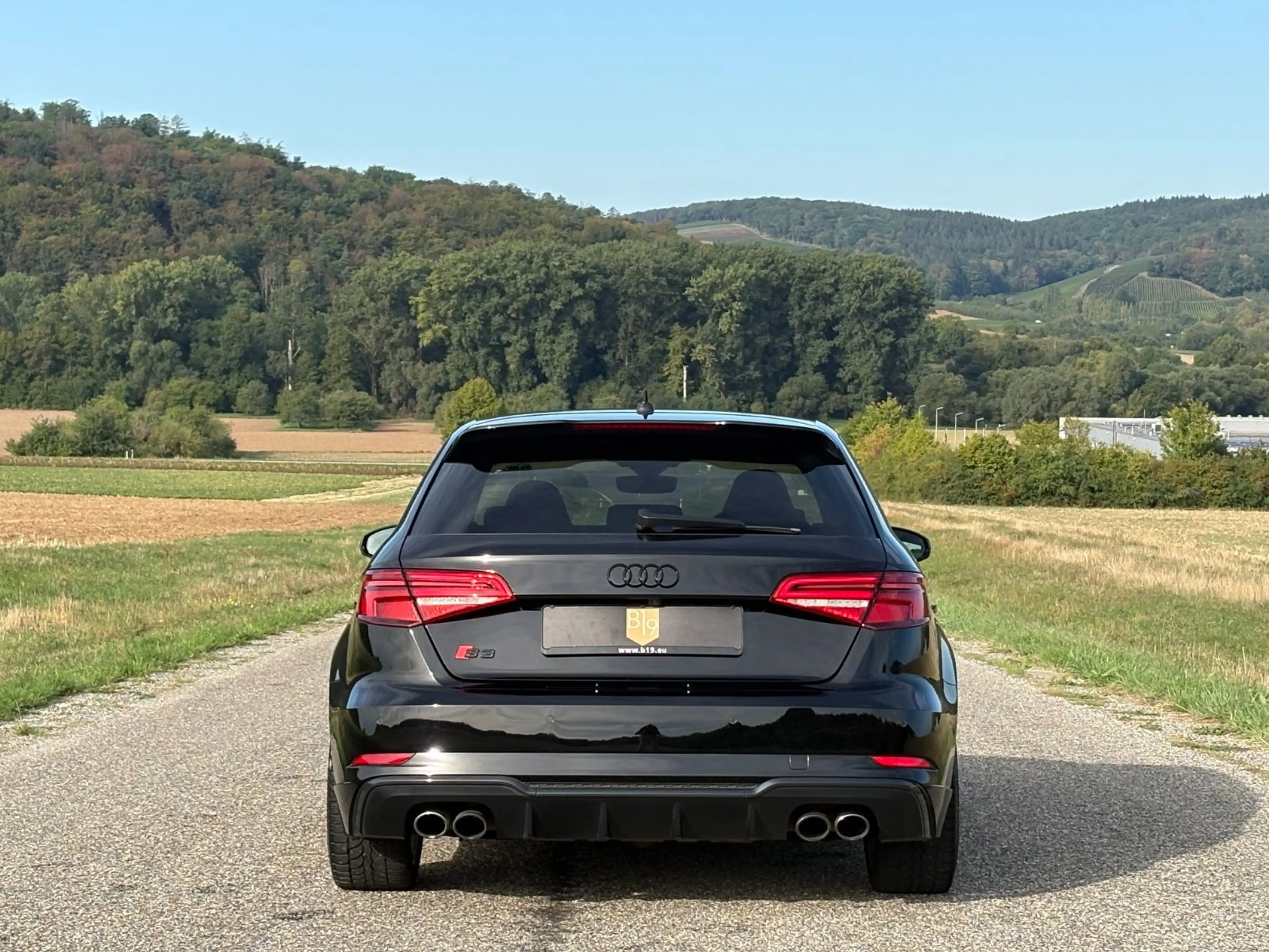 Audi S3 Sportback 2.0 TFSI quattro/B&O/Virt./2HD/CAM/ — photo 17