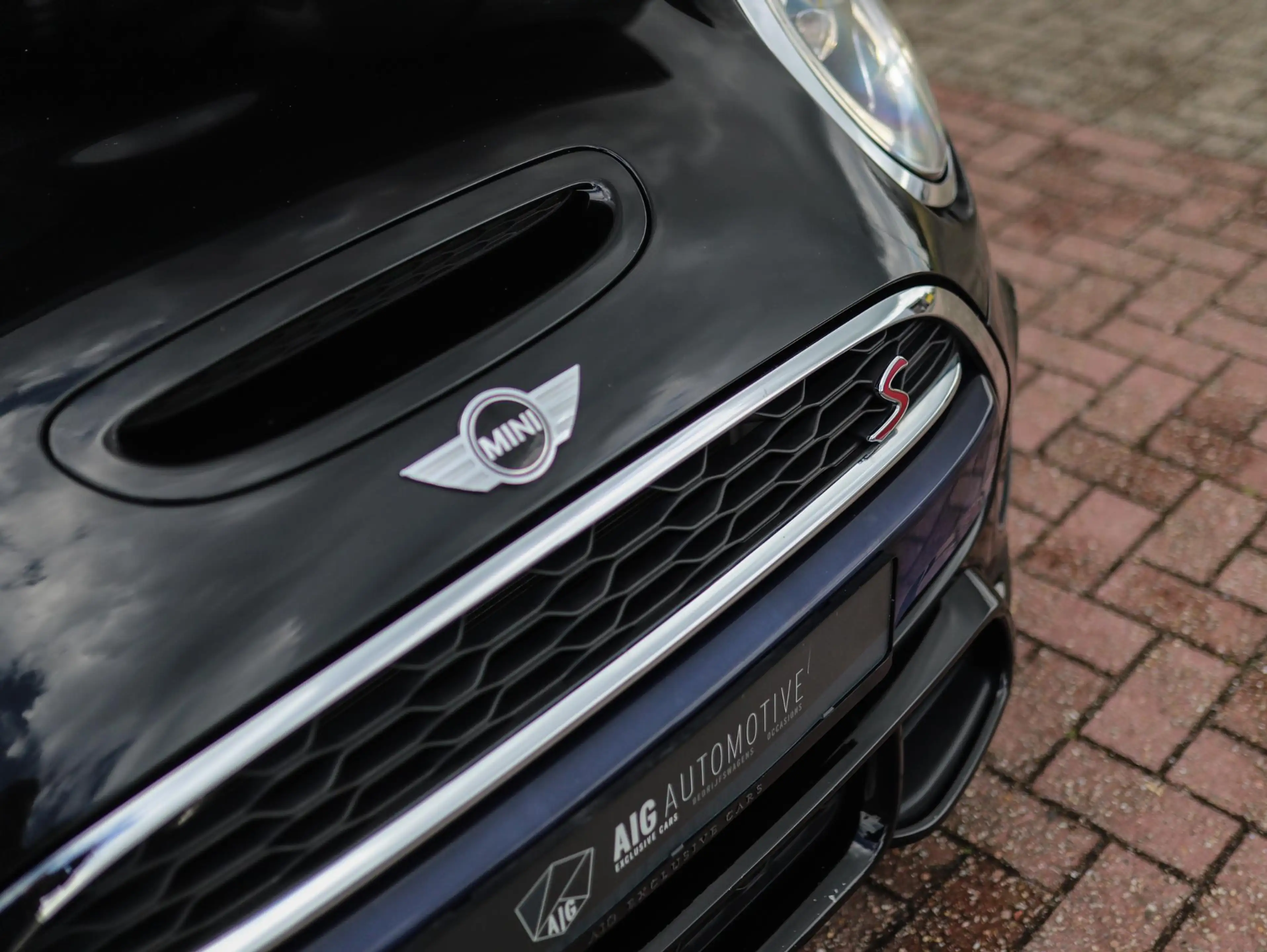 MINI Cooper S Cabrio 2.0 Chili Serious Business | JCW | Leder | H/K | L — photo 9