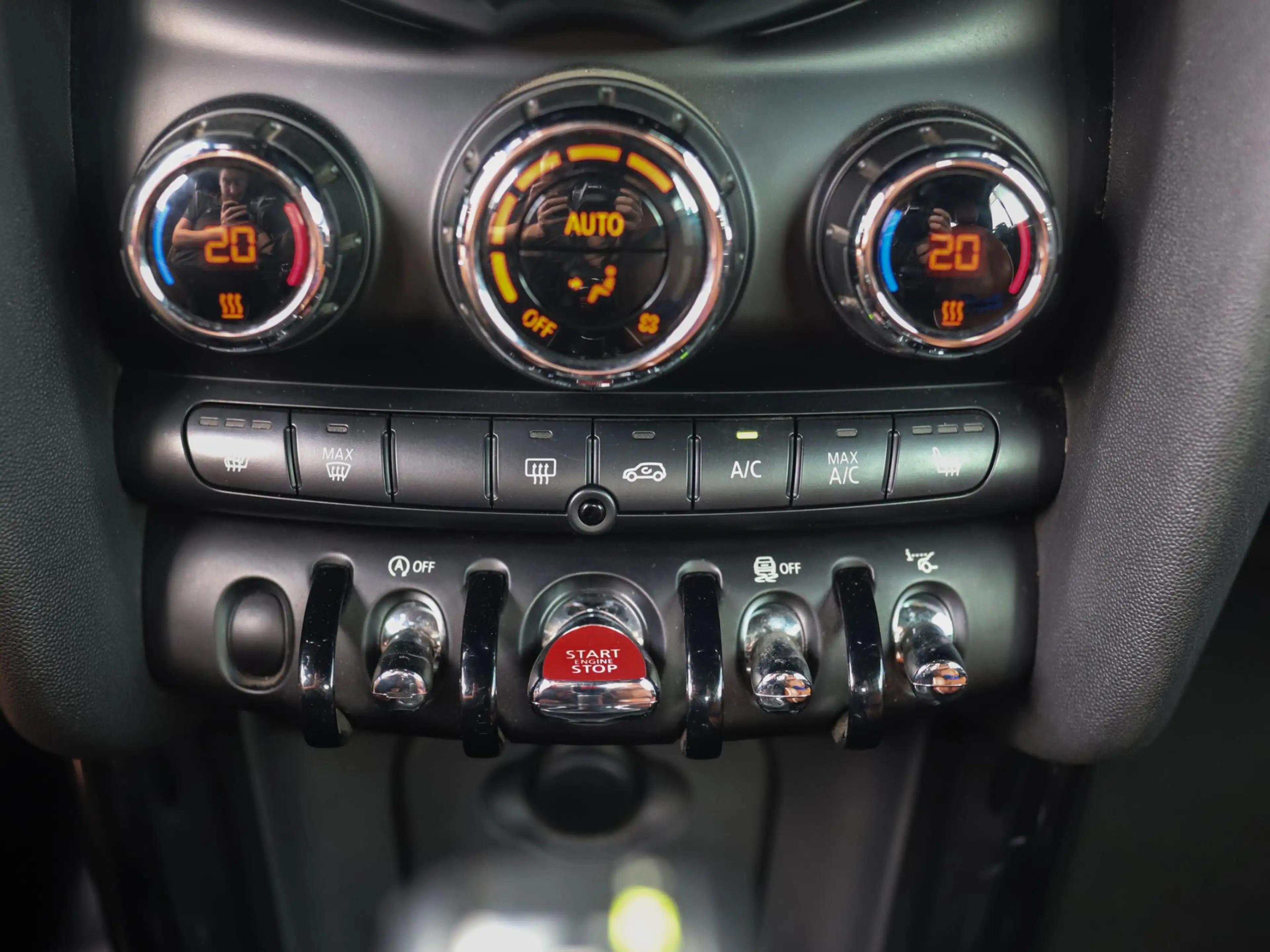 MINI Cooper S Cabrio 2.0 Chili Serious Business | JCW | Leder | H/K | L — photo 41