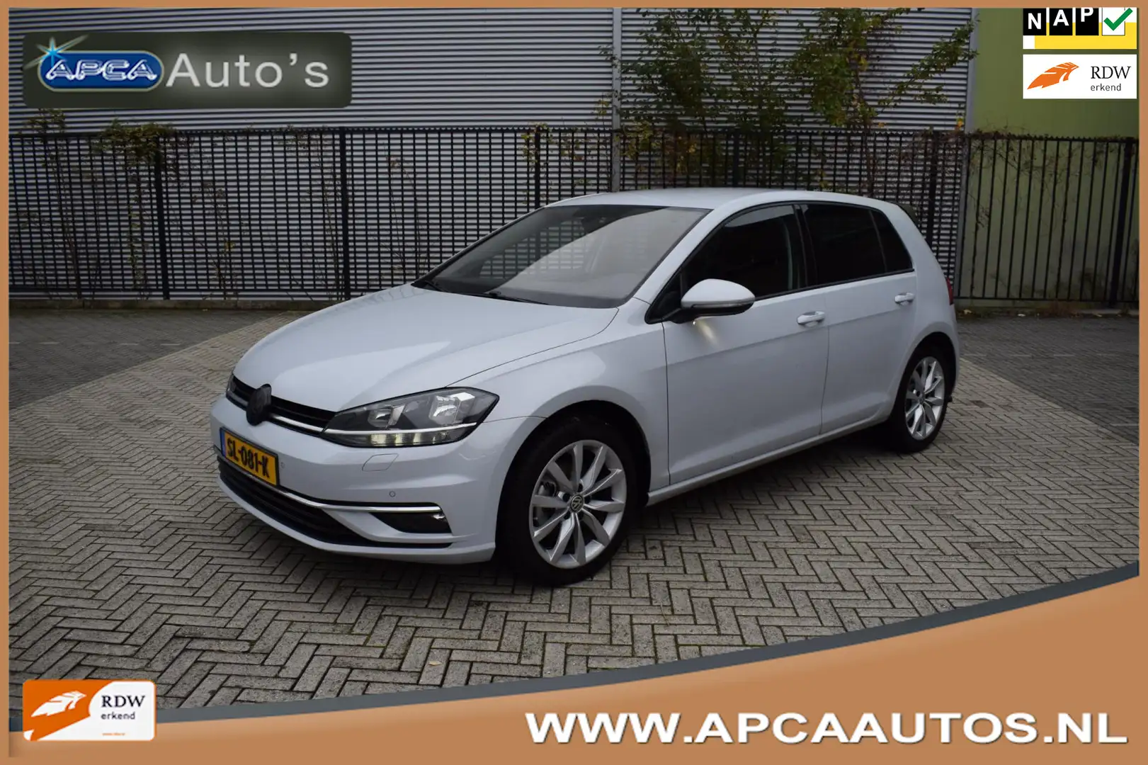 Volkswagen Golf 1.5 TSI Aut. Highline R-Line 12 mnd GARANTIE Stoel Wit - 1