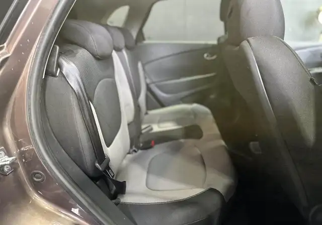 Renault Captur view 12