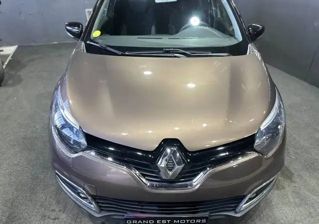 Renault Captur view 3