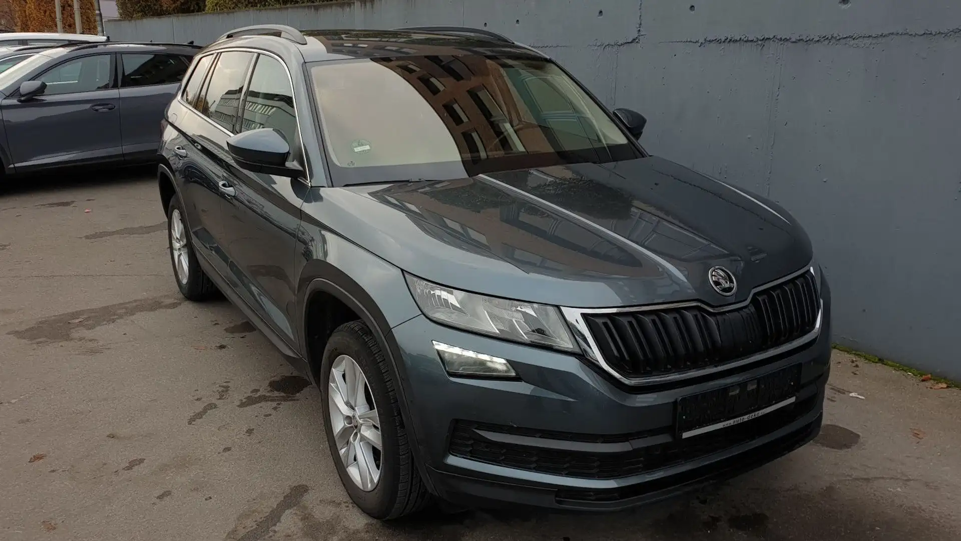 Skoda Kodiaq 2.0 TDI DSG Navi+/360*/Tempomat/Alu Серый - 2