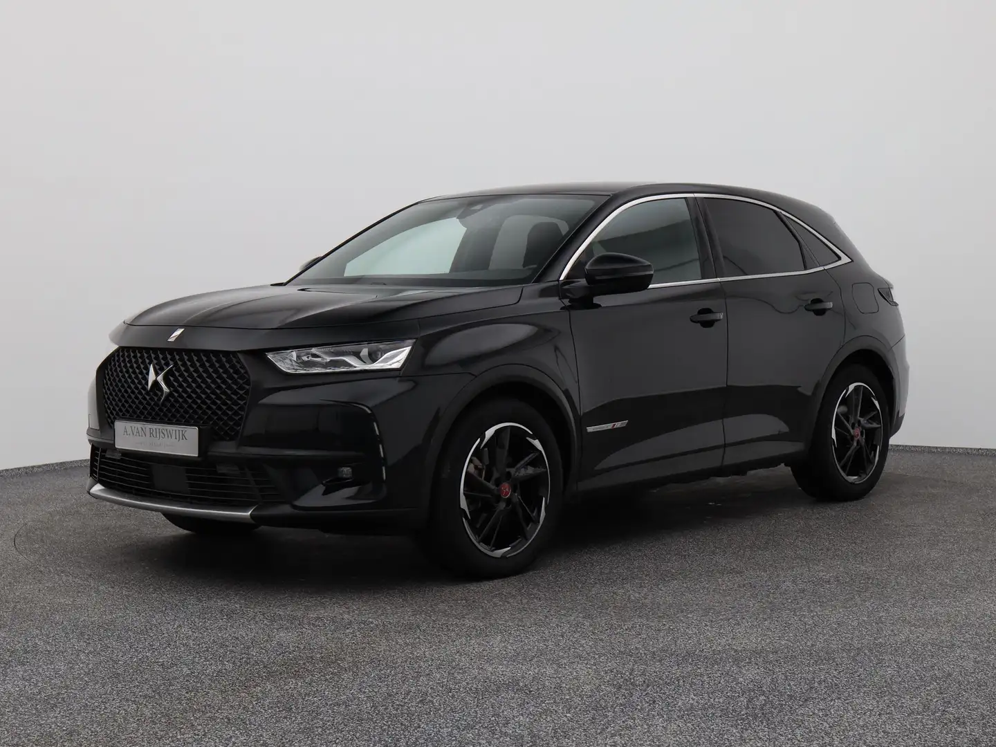 DS Automobiles DS 7 Crossback E-Tense Performance Line | CAMERA | CARPLAY | TREK Zwart - 1
