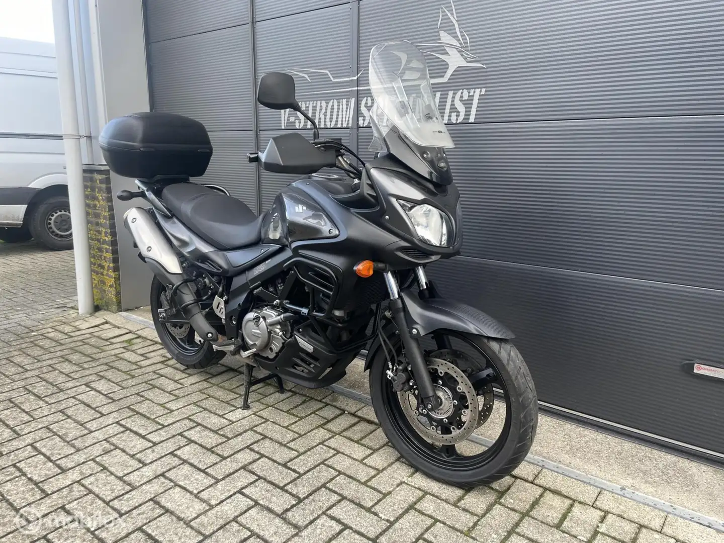 Suzuki V-Strom 650 DL Touring ABS Gris - 2