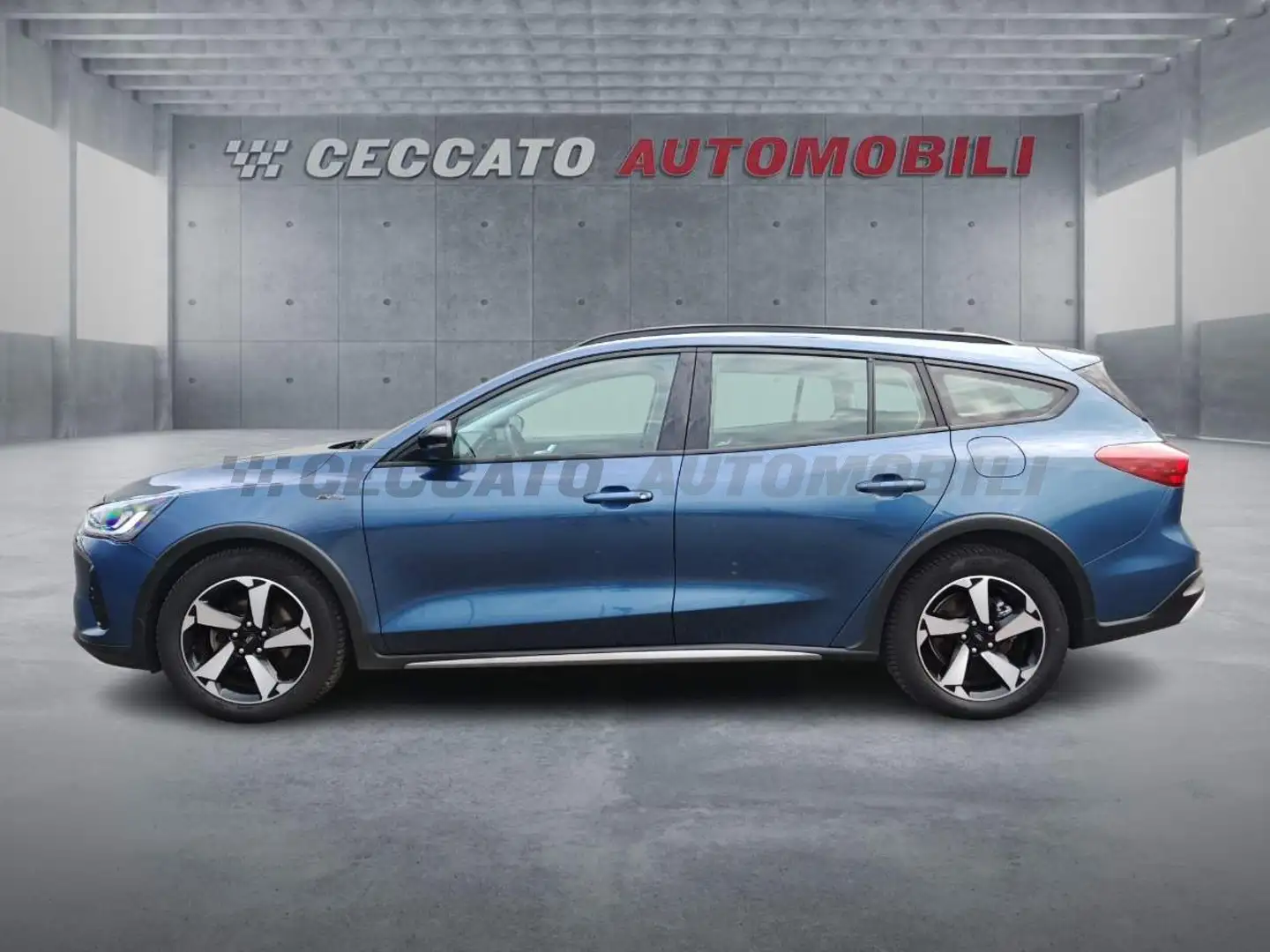 Ford Focus Focus Active SW 1.5 ecoblue Design 115cv auto Bleu - 2