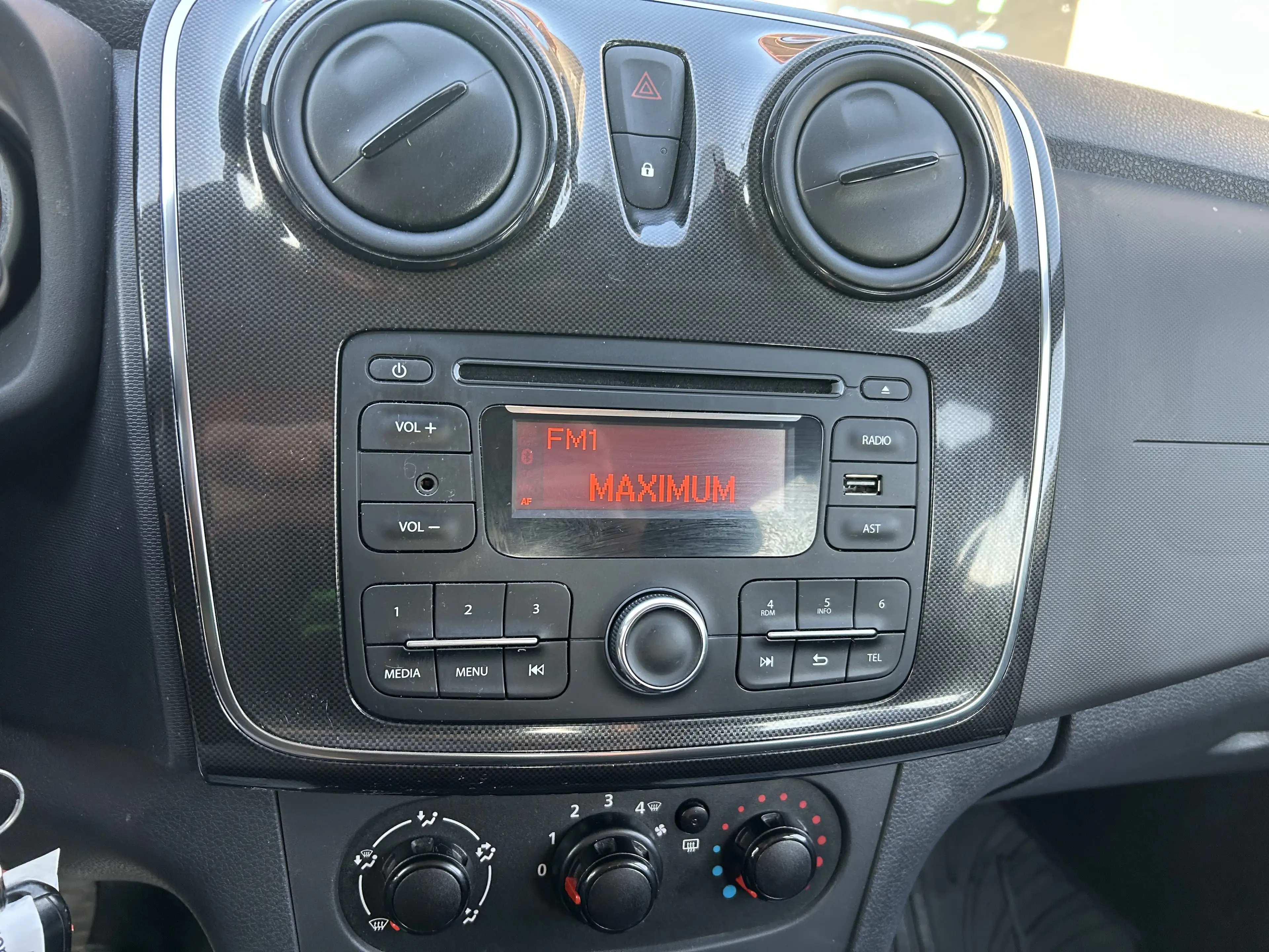 Dacia Logan Logan MCV 1.0i SCe Access (EU6.2)BREAK 5 PORTES BLUETOOTH GARANTIE 12 MOIS — photo 9
