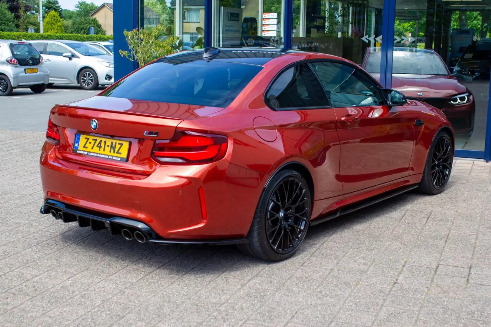 BMW M2 DCT Competition | Prijs rijklaar incl. 12 mnd gara Oranje - 2