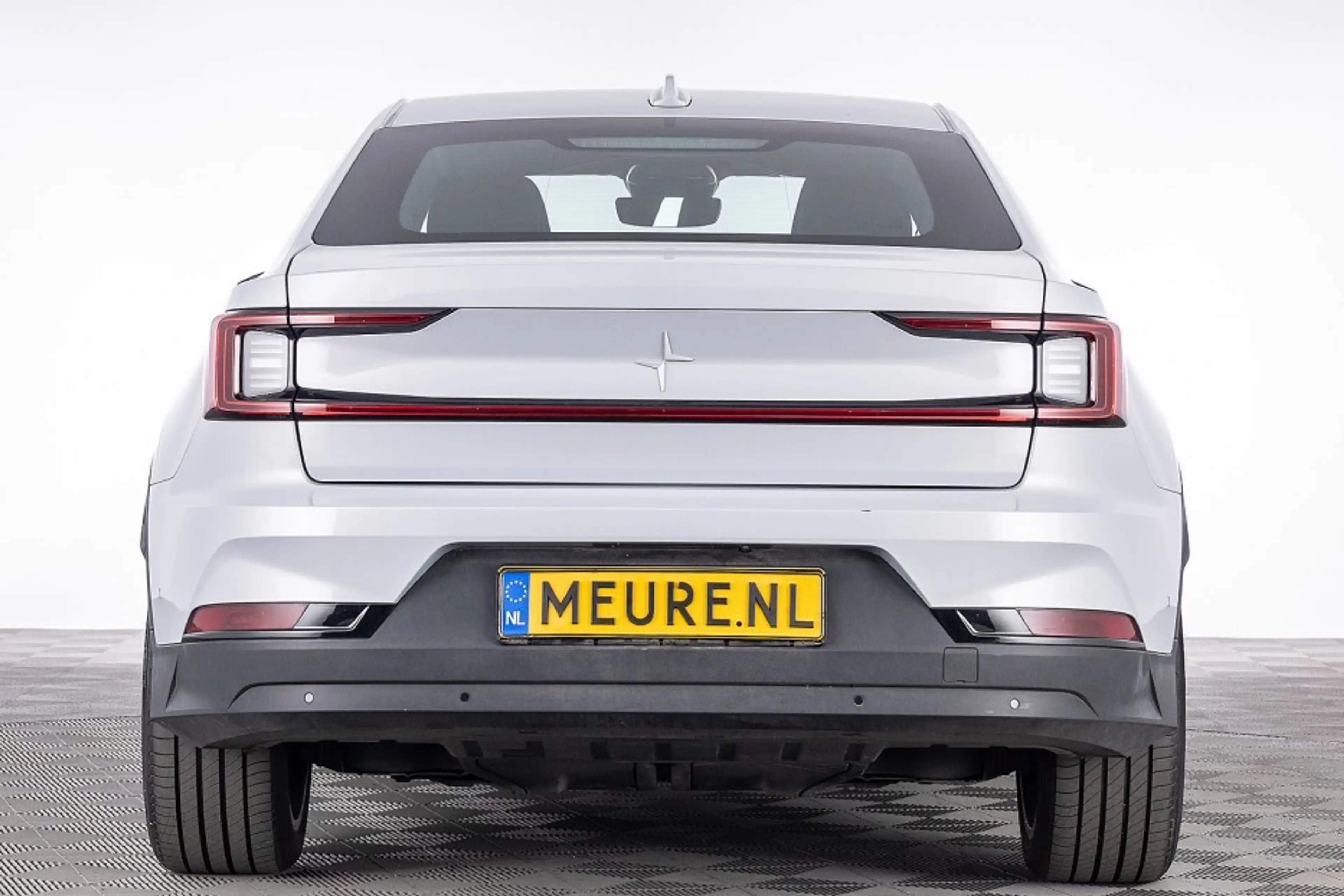 Polestar 2 Long Range Single Motor RWD *SOH 97%* — photo 26