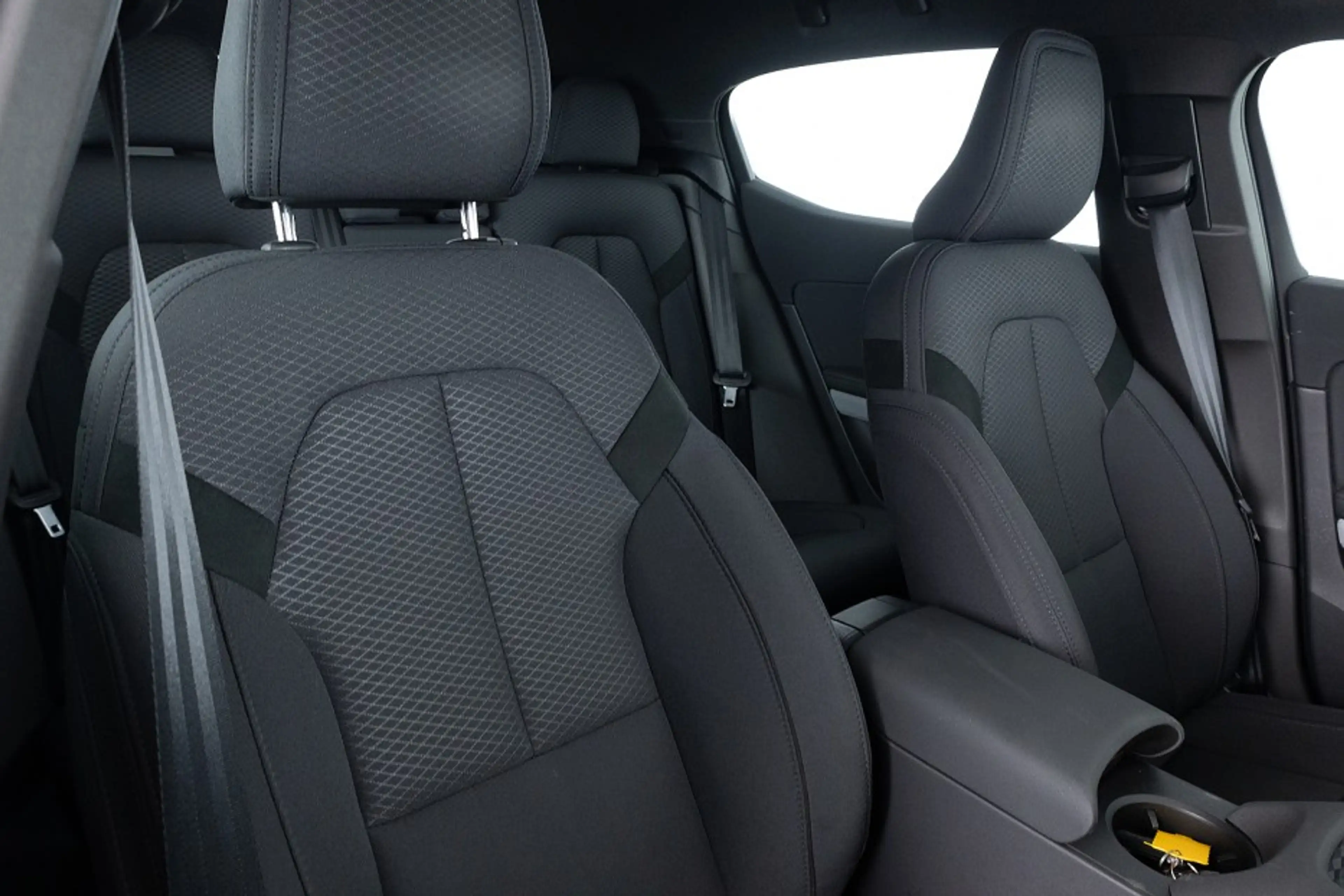 Polestar 2 Long Range Single Motor RWD *SOH 97%* — photo 6