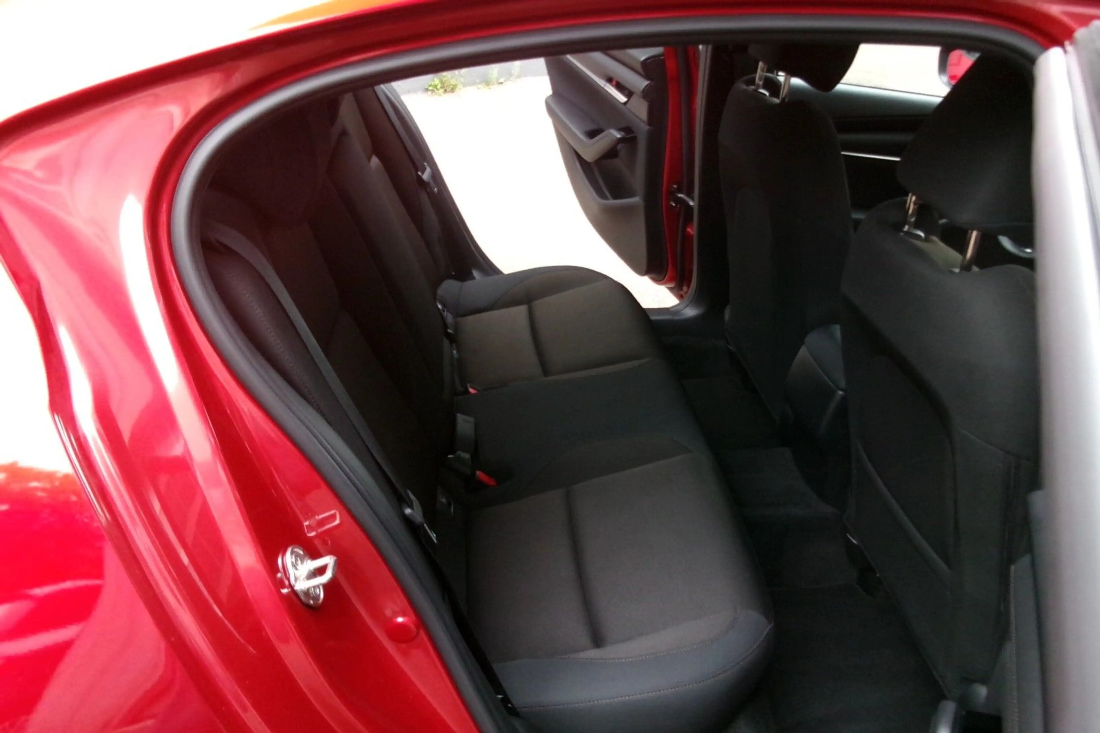 Mazda 3 Lim. 4-trg. Selection, Automatik,Stufenheck, 1 — photo 14