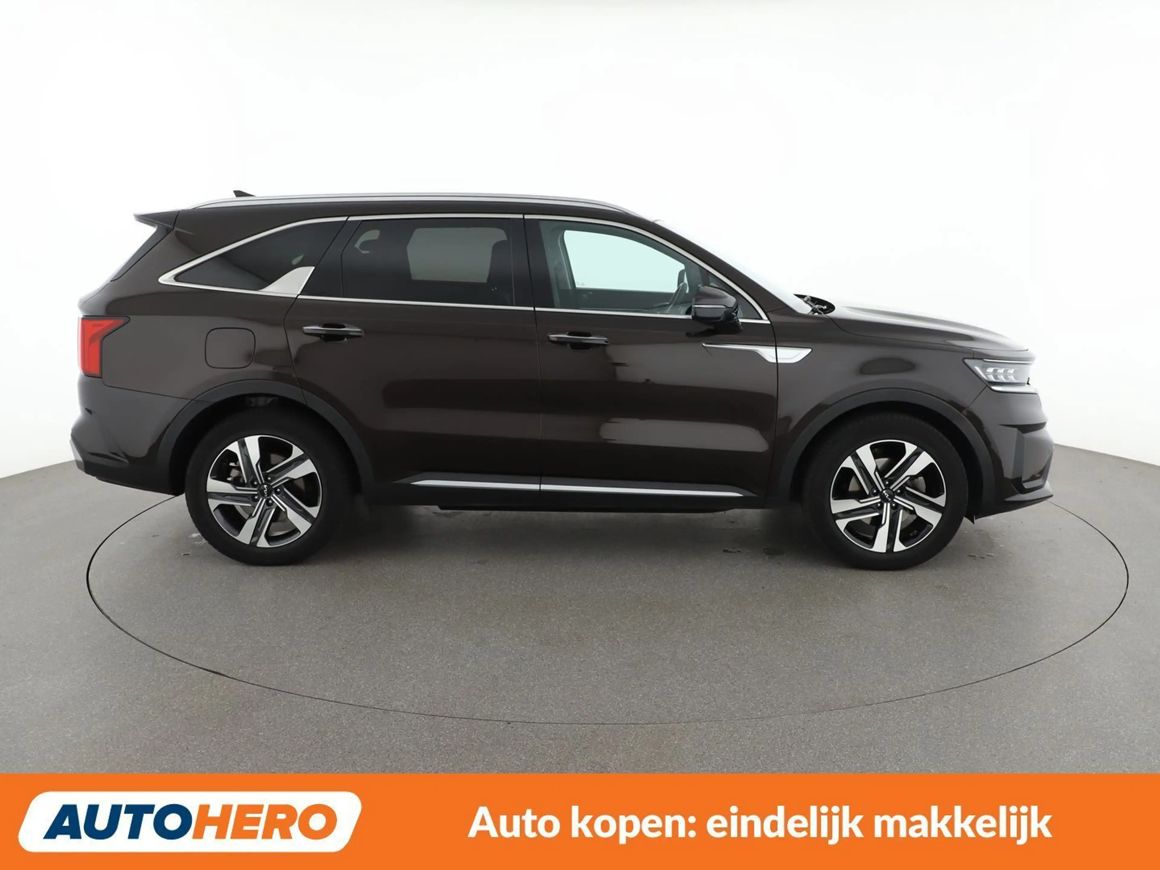 Kia Sorento 1.6 Plug-in Hybrid Design 4x4 — photo 8