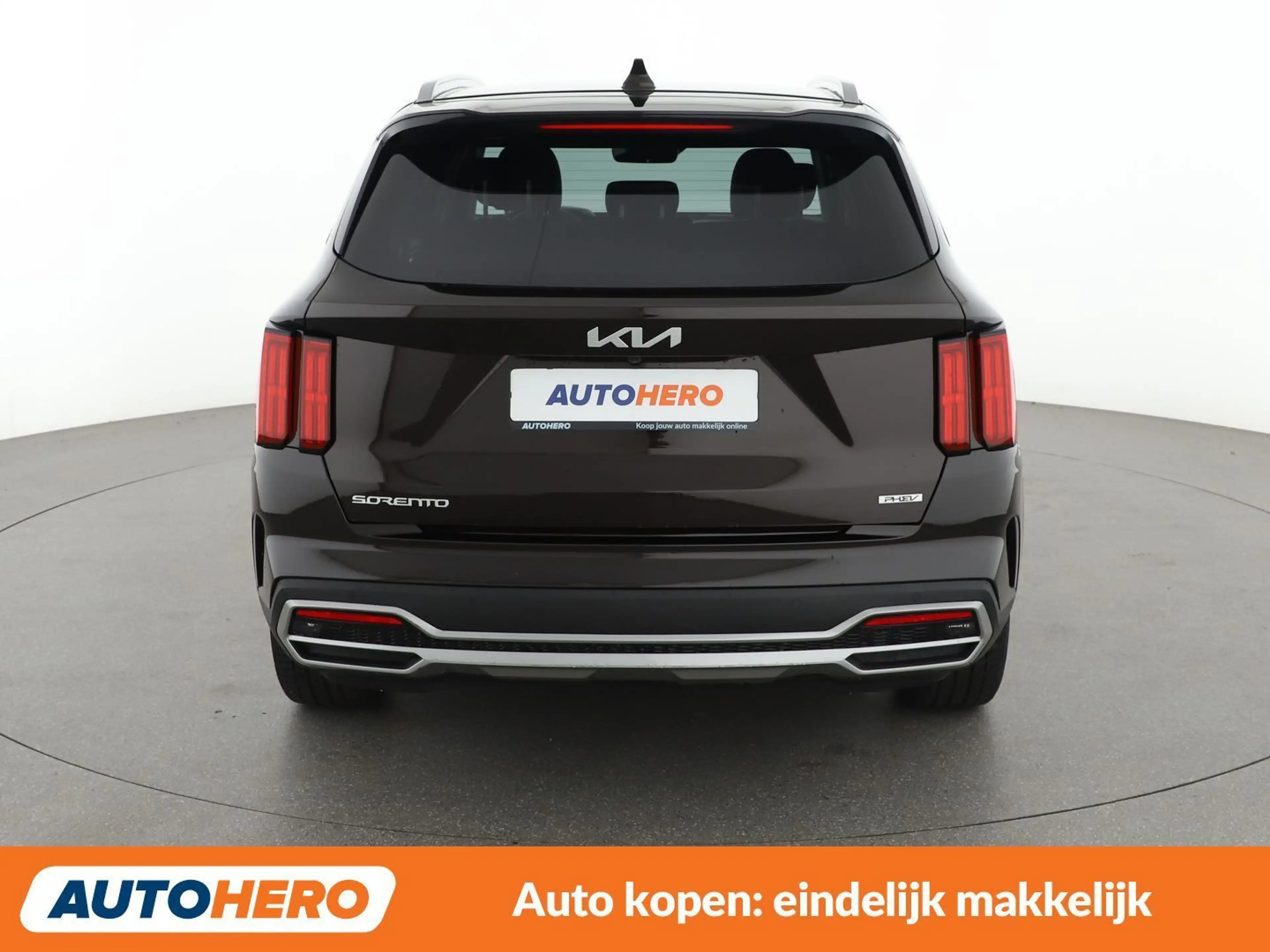 Kia Sorento 1.6 Plug-in Hybrid Design 4x4 — photo 5