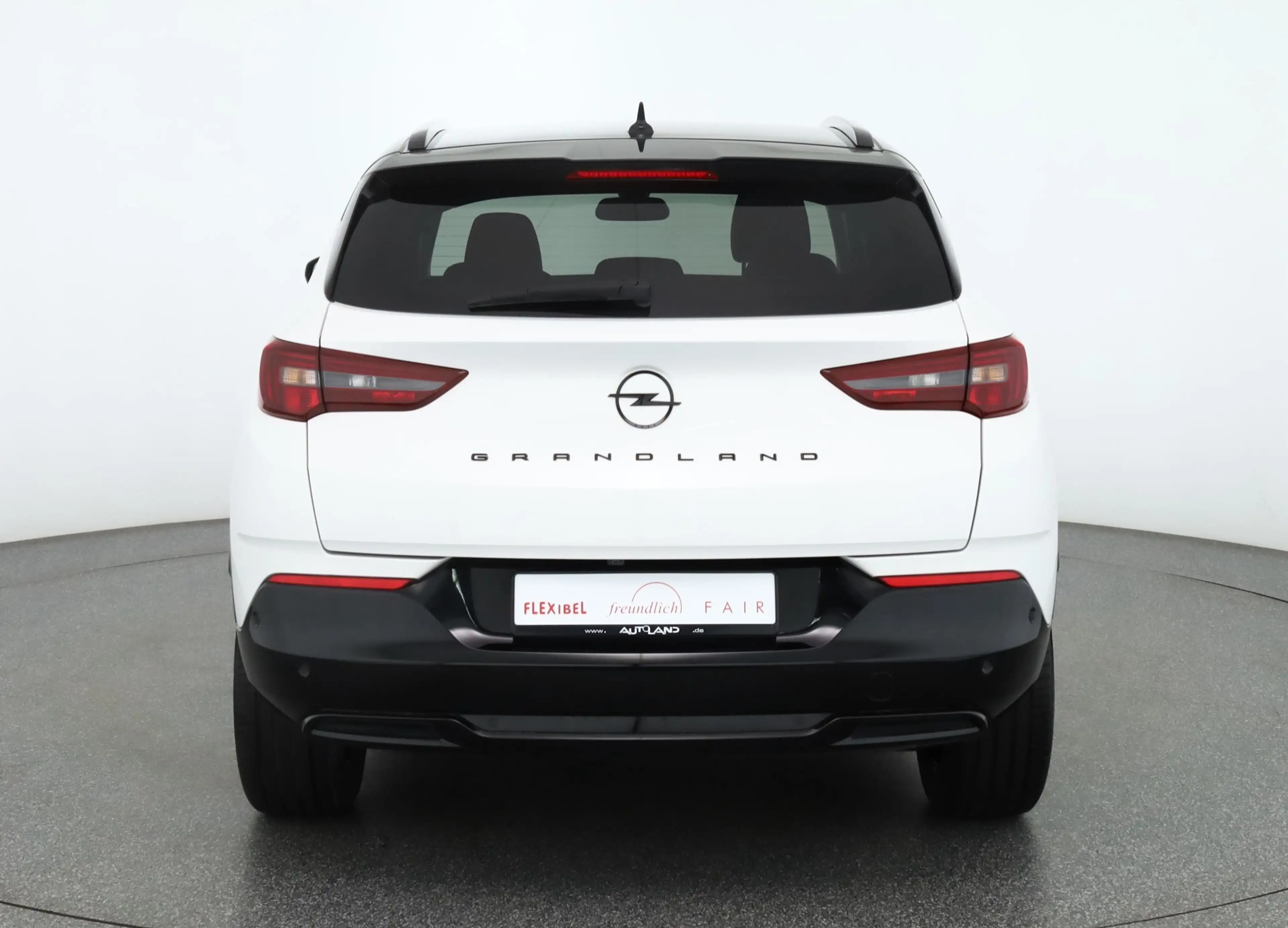 Opel Grandland 1.2 GS Line LED Navi 360° AHK DAB ACC — photo 4