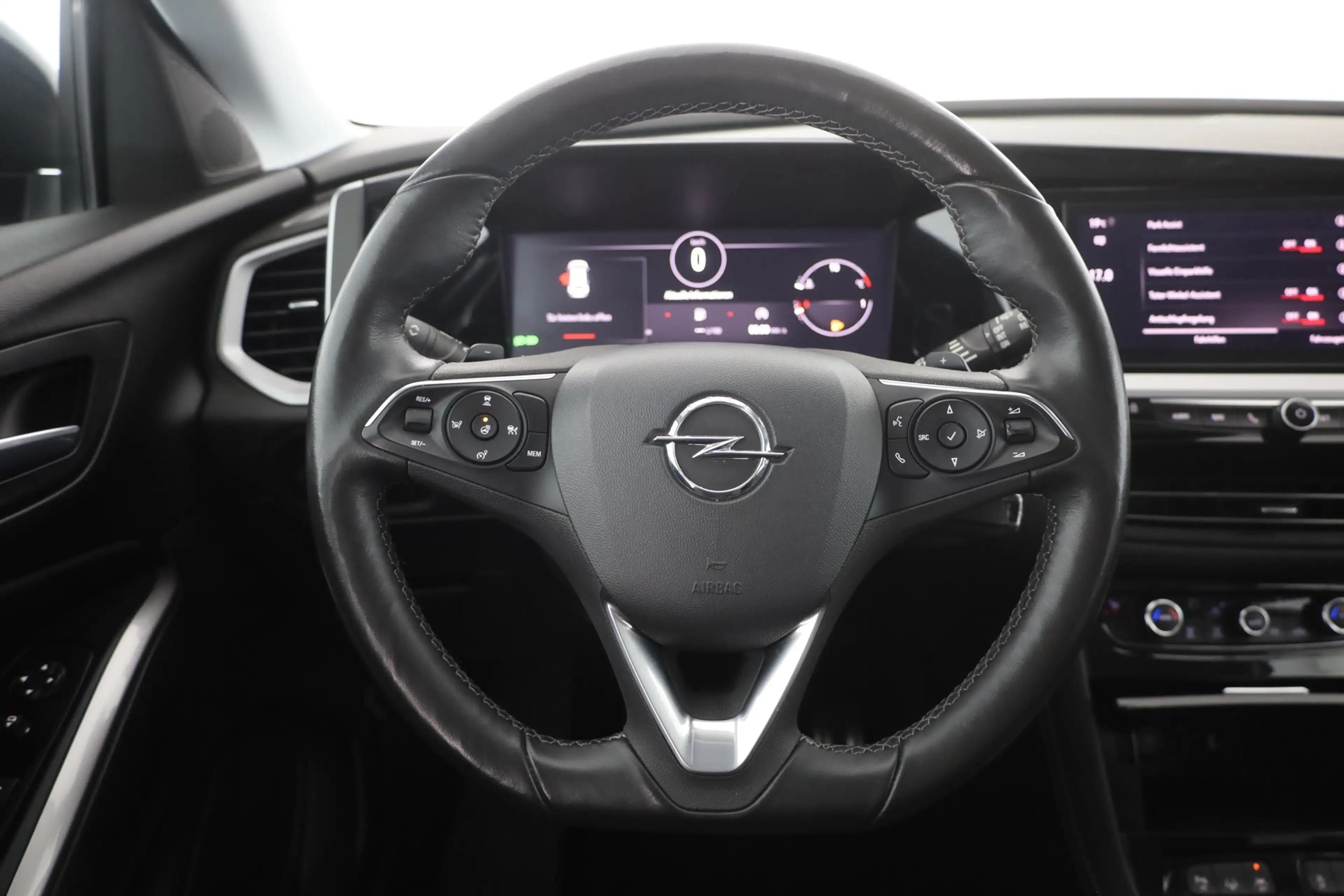 Opel Grandland 1.2 GS Line LED Navi 360° AHK DAB ACC — photo 15