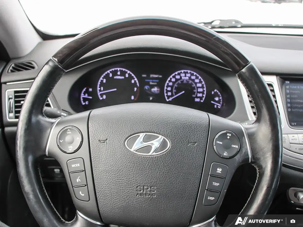 Hyundai Genesis снимка Hyundai Genesis