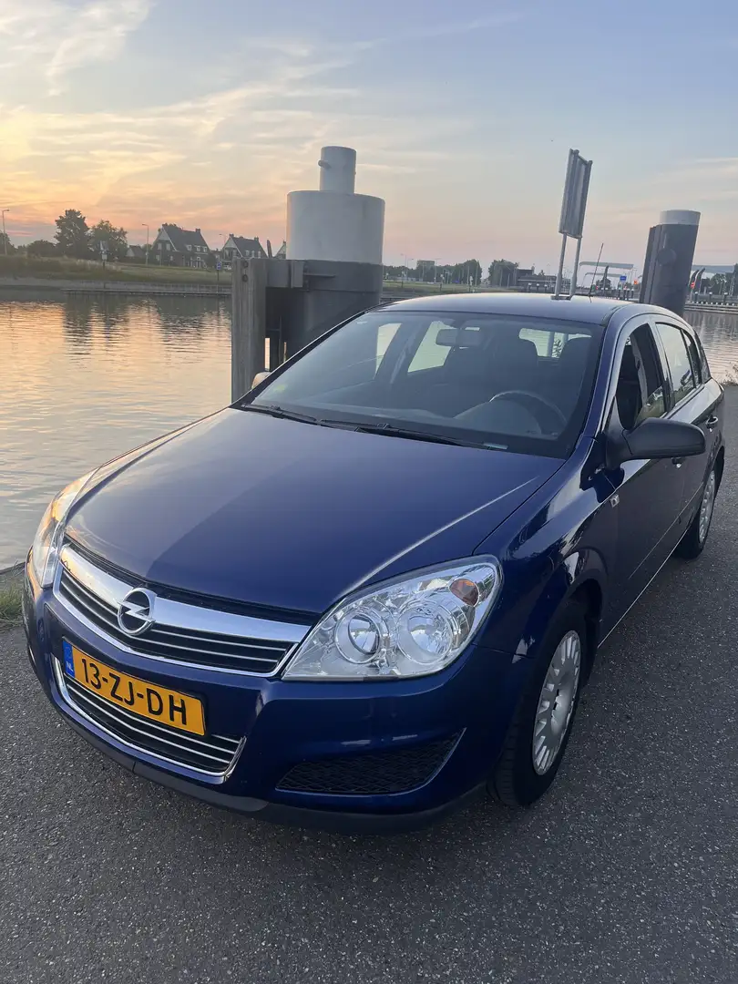 Opel Astra 1.4 Edition Blauw - 1