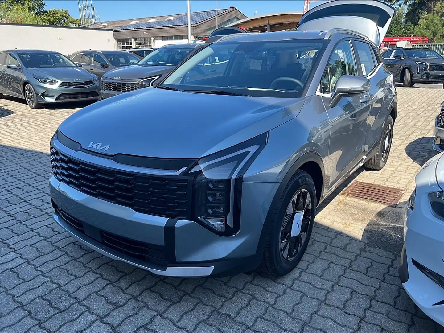 Kia Sportage 1,6 TGDI Silber/ Facelift Grau - 1