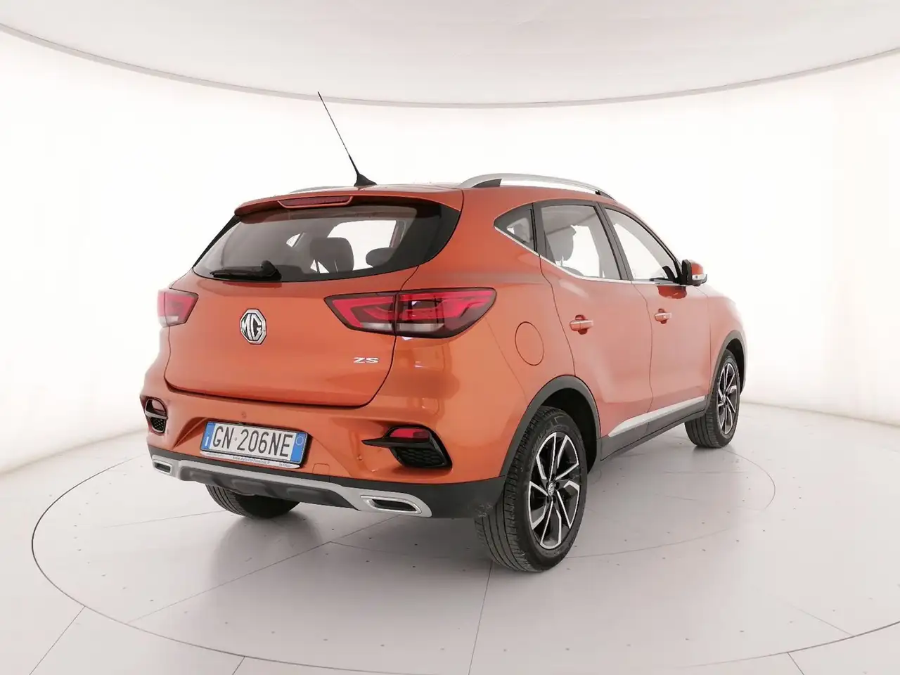 MG ZS