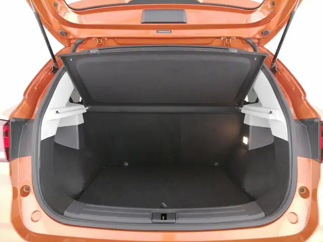 MG ZS view 8