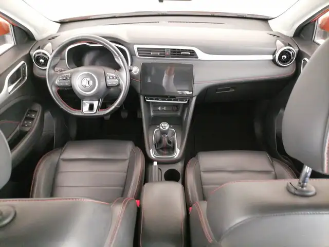 MG ZS view 7