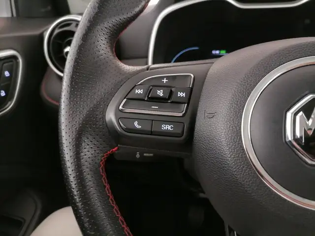 MG ZS view 18