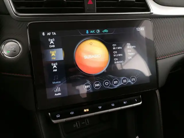 MG ZS view 14
