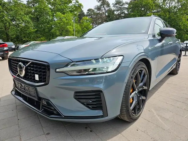 Volvo V60 Polestar T8 AWD HUD B&W Pano 360° ACC