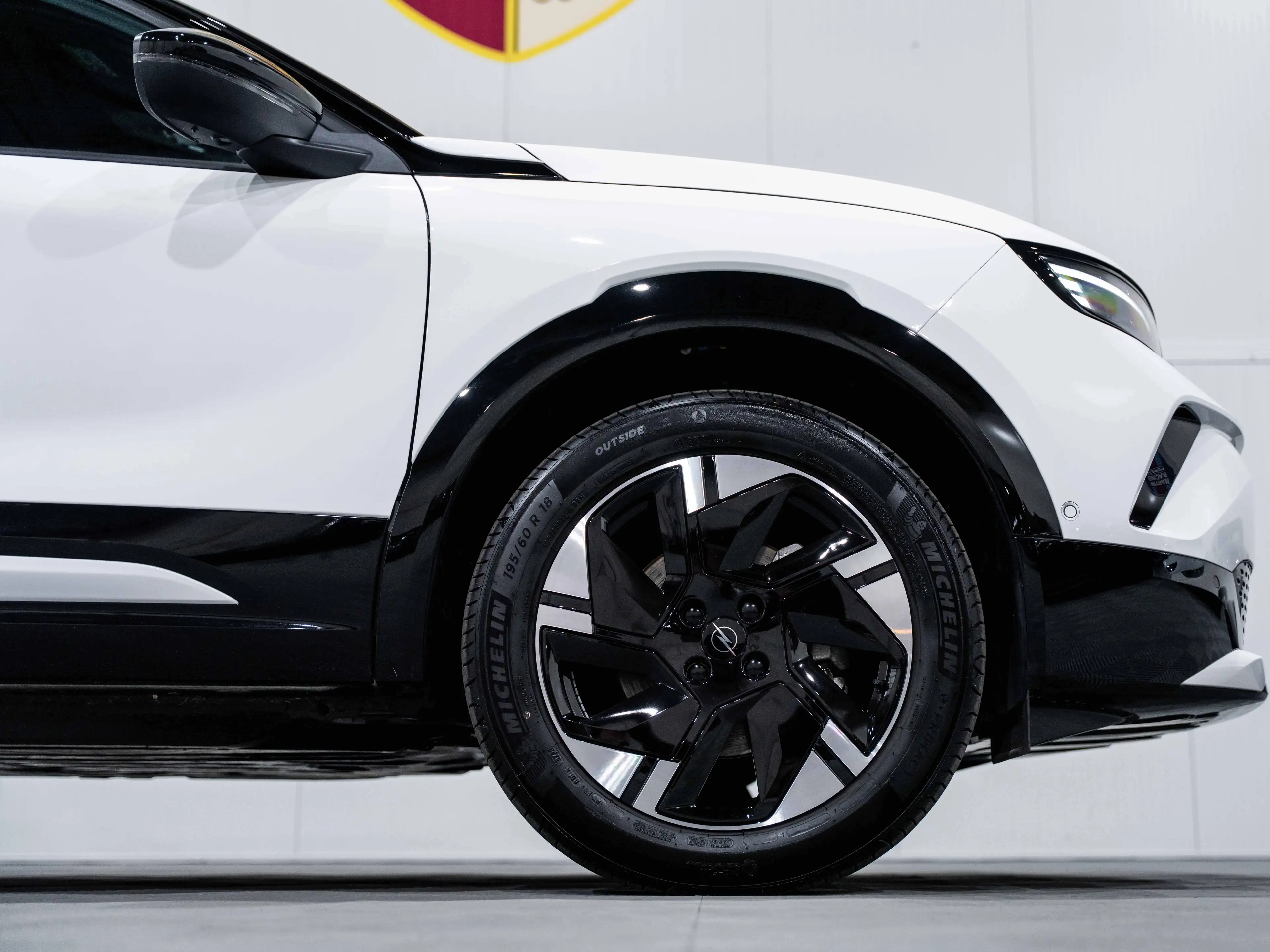 Opel Mokka-E e-Mokka 54 kWh Ultimate Ultimate — photo 11
