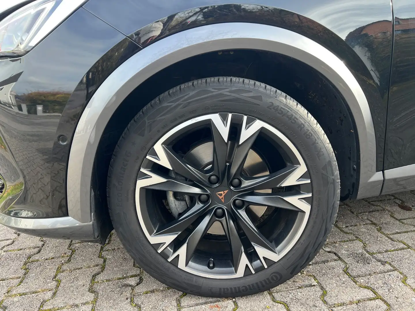 CUPRA Formentor 2.0 TDI*Matrix*Virtual*Kam*ACC*LaneAss Noir - 2