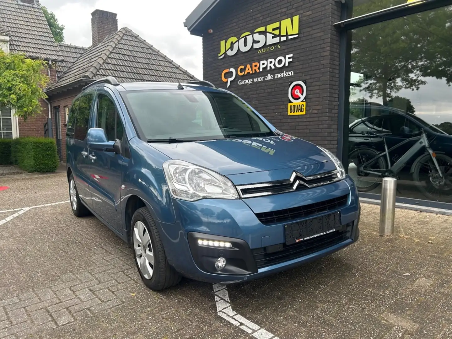Citroen Berlingo 1.2 PURETECH FEEL Blauw - 1