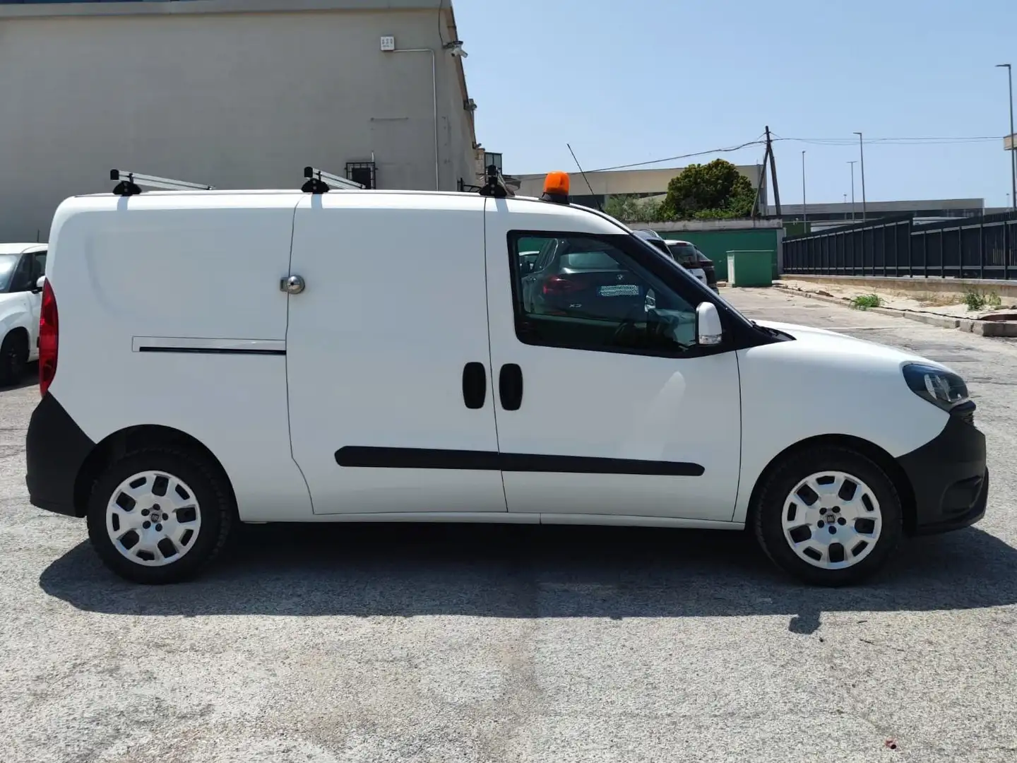 Fiat DOBLO' MAXI 1.4 T-J NATURAL POWER FURGONE SX 2019 Bianco - 2
