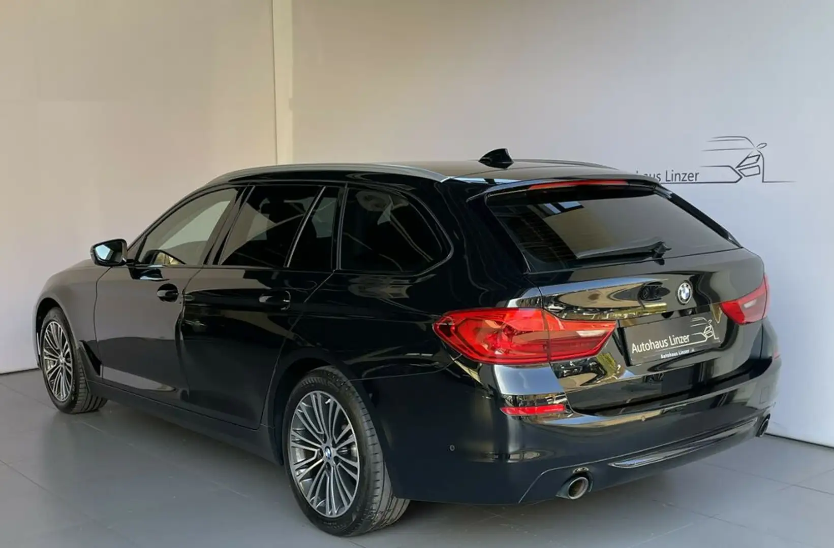 BMW 520 d SportLine Touring *ACC*CAM*Ambiente*Sportsitz Noir - 2