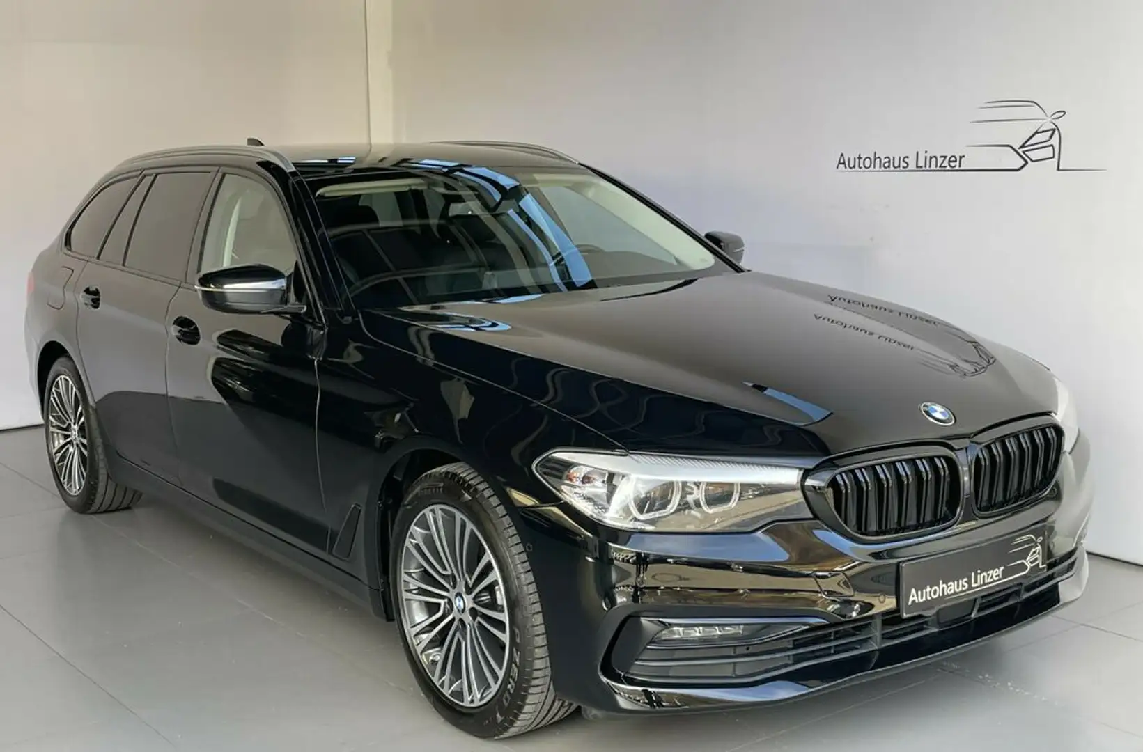 BMW 520 d SportLine Touring *ACC*CAM*Ambiente*Sportsitz Schwarz - 1