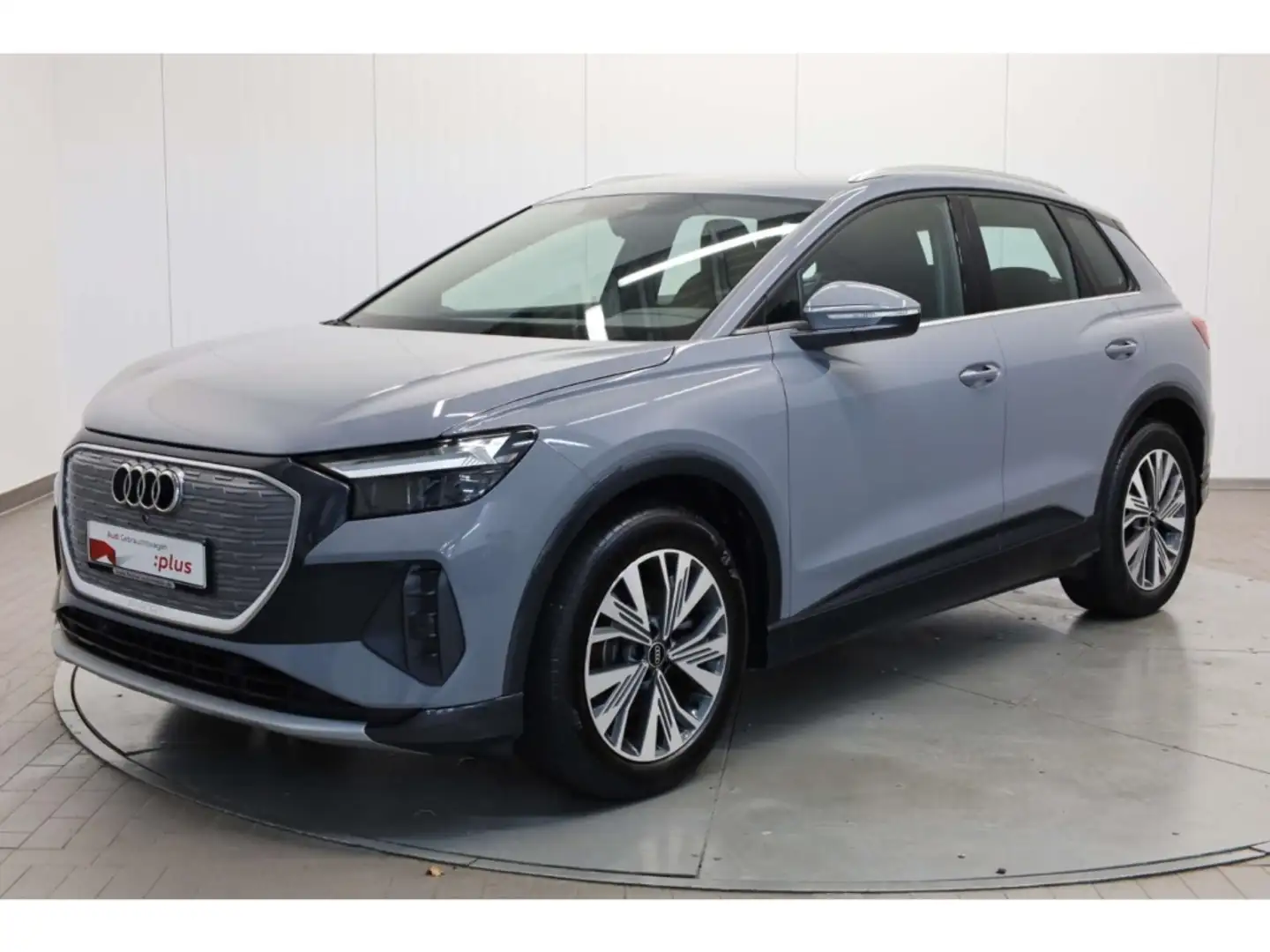 Audi Q4 e-tron 35 Grau - 2