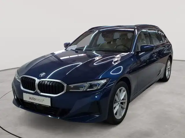 BMW 3 Series view 2